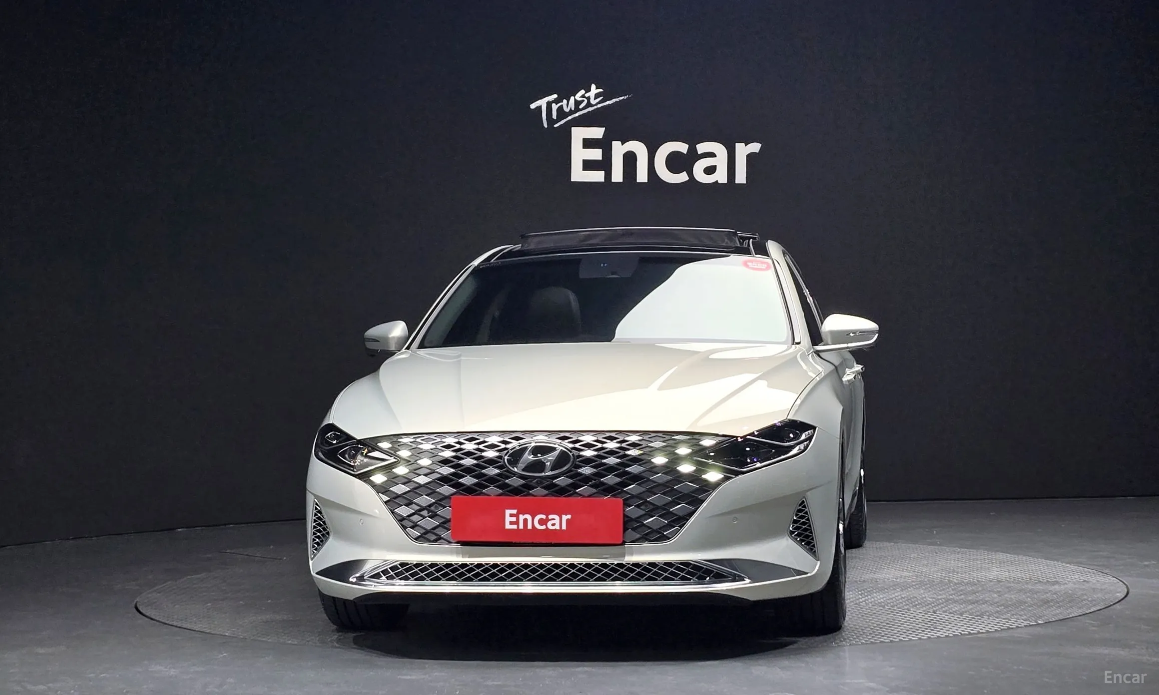 Hyundai Grandeur IG превью 2