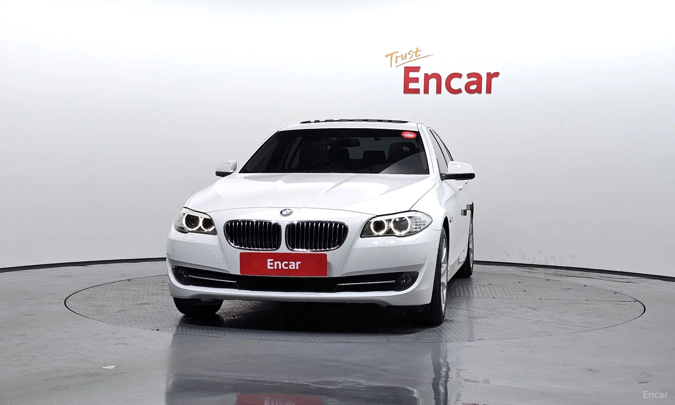 BMW 5 Series (F10) превью 2