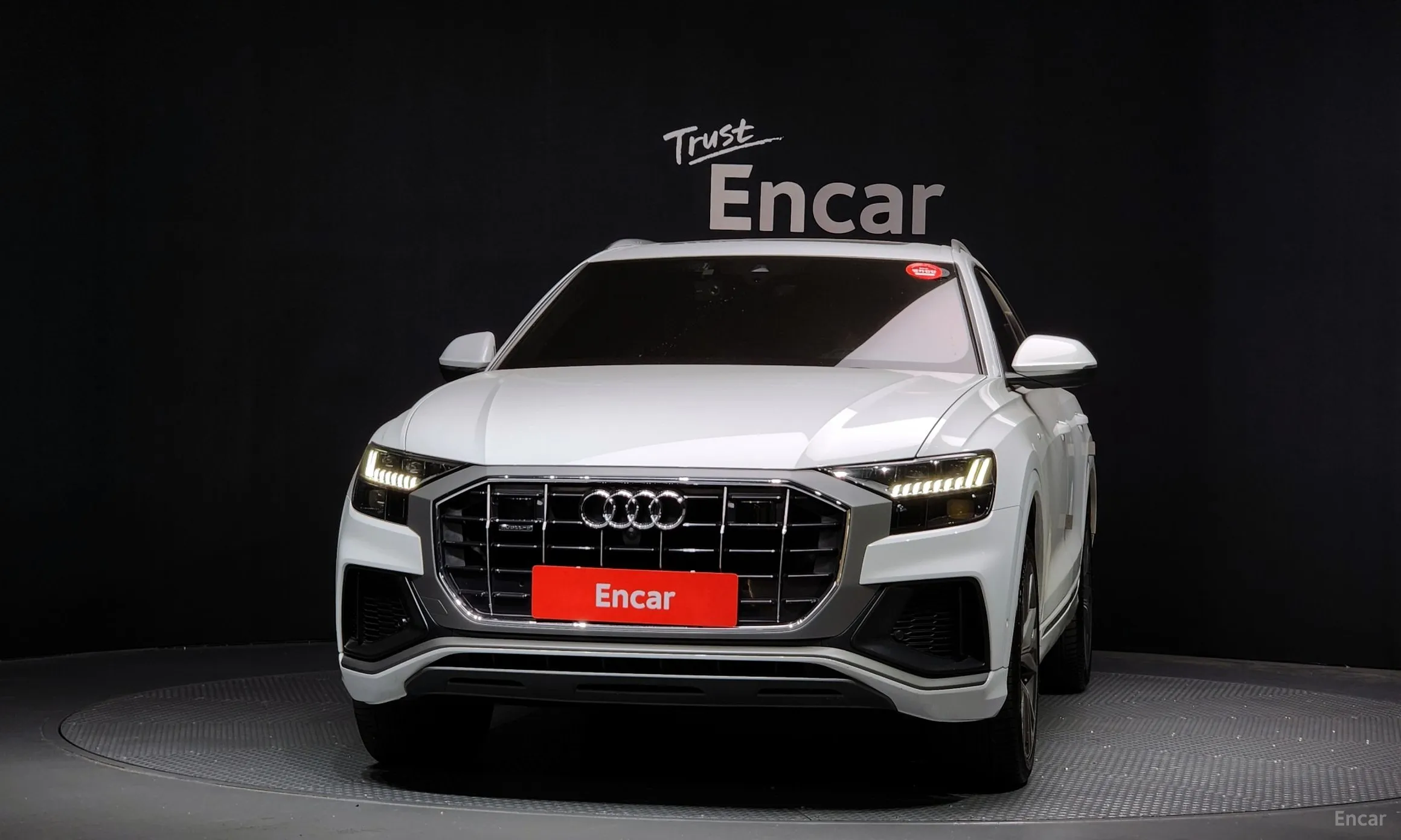 Audi Q8 (4M)