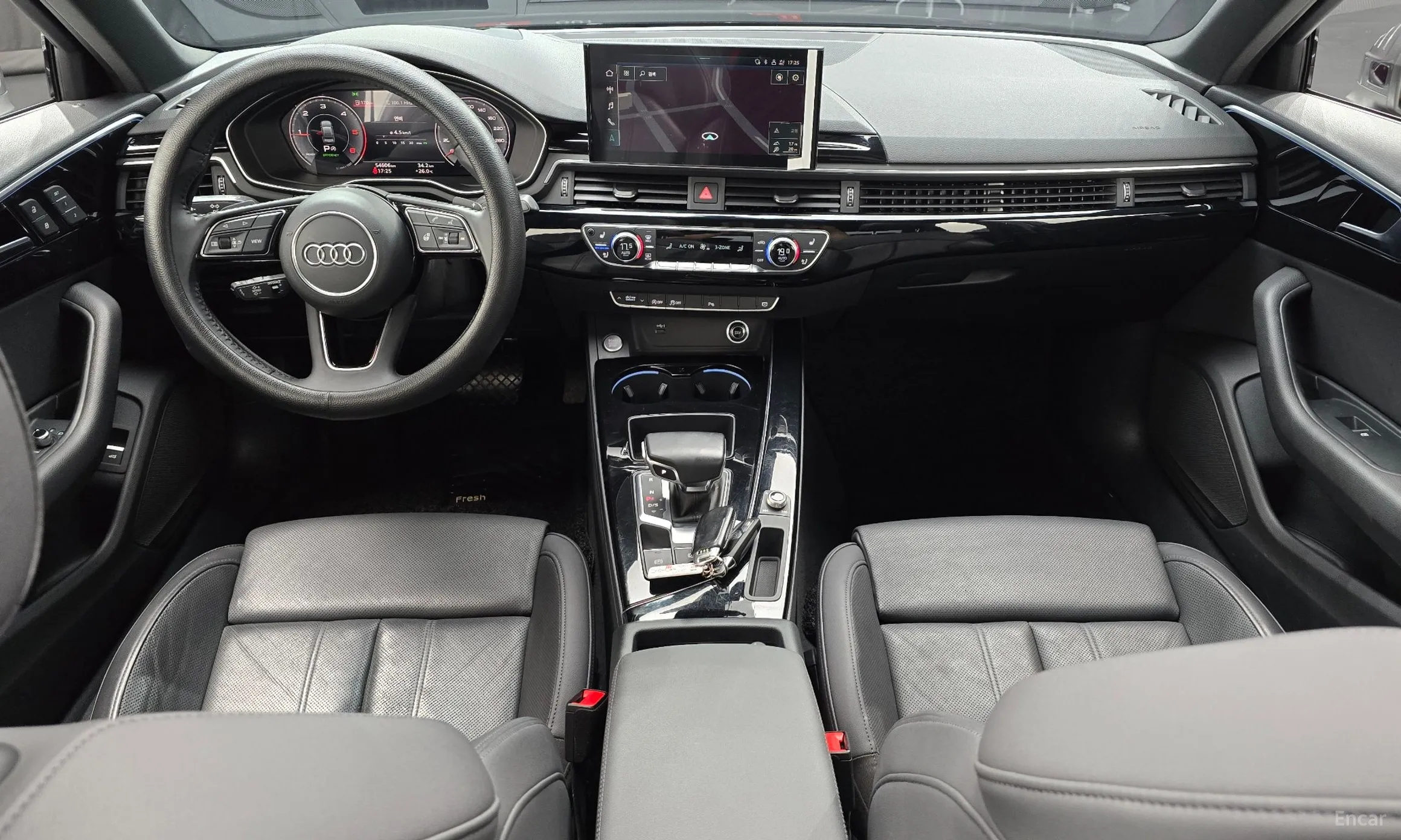 Audi A4 (B9) превью 4