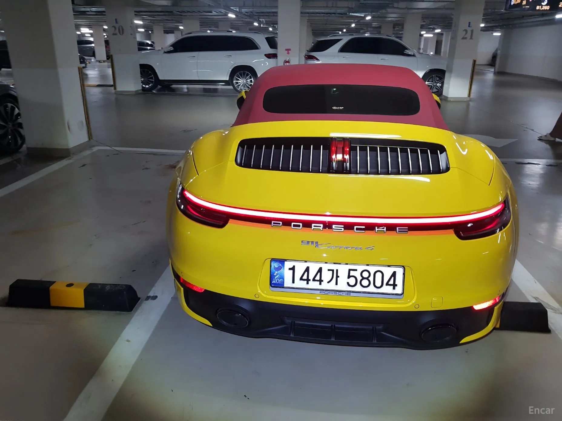 Porsche 911 (992) превью 3