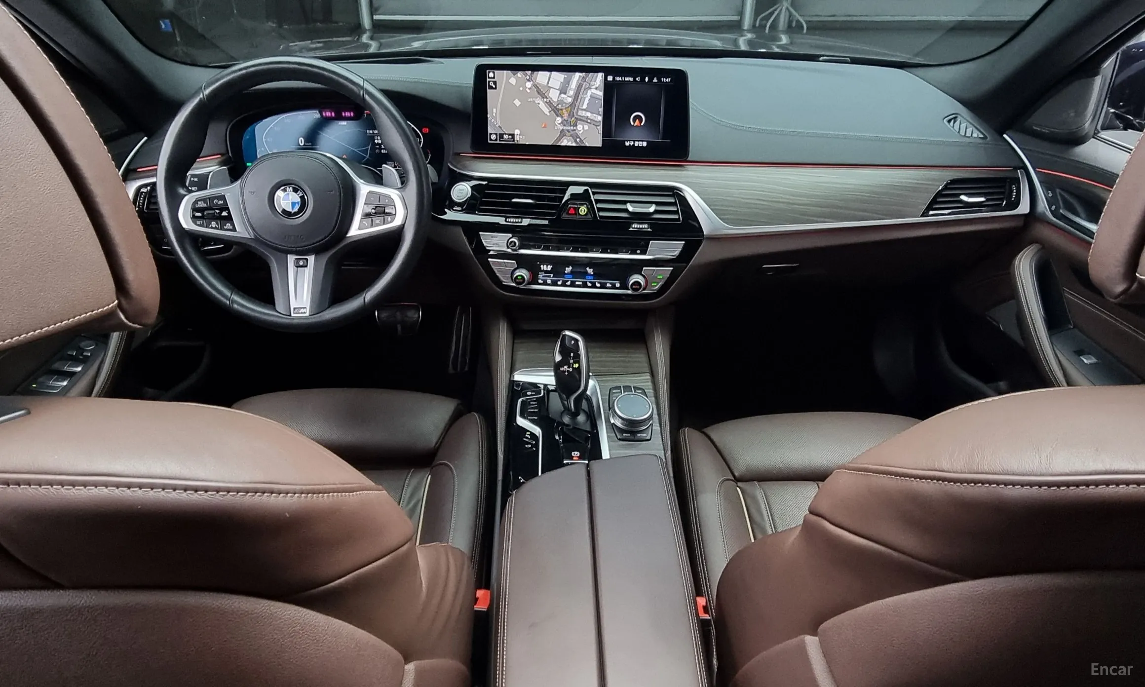 BMW 5 Series (G30) превью 4