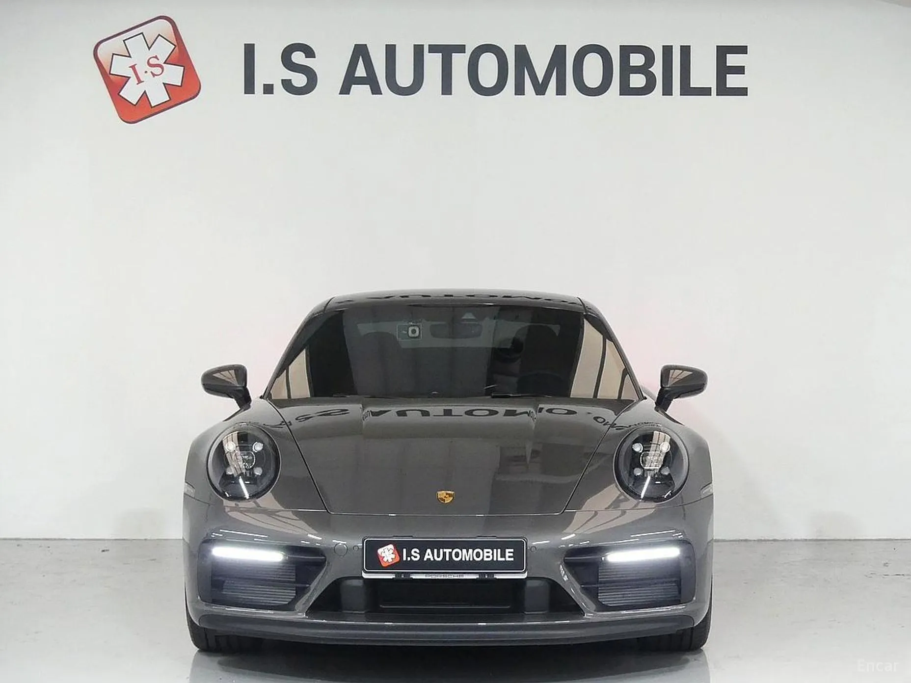 911 (992)