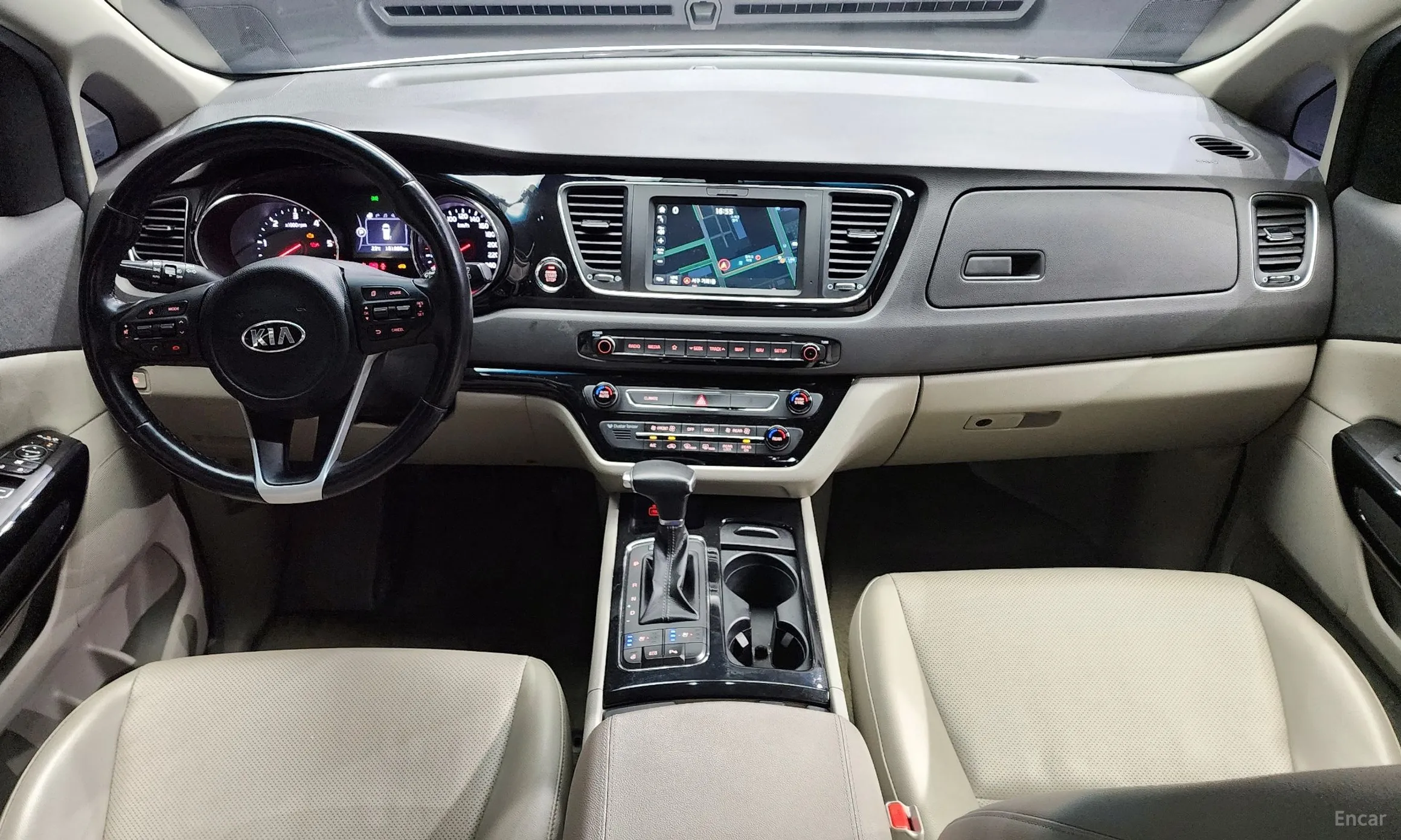 Kia Carnival превью 4