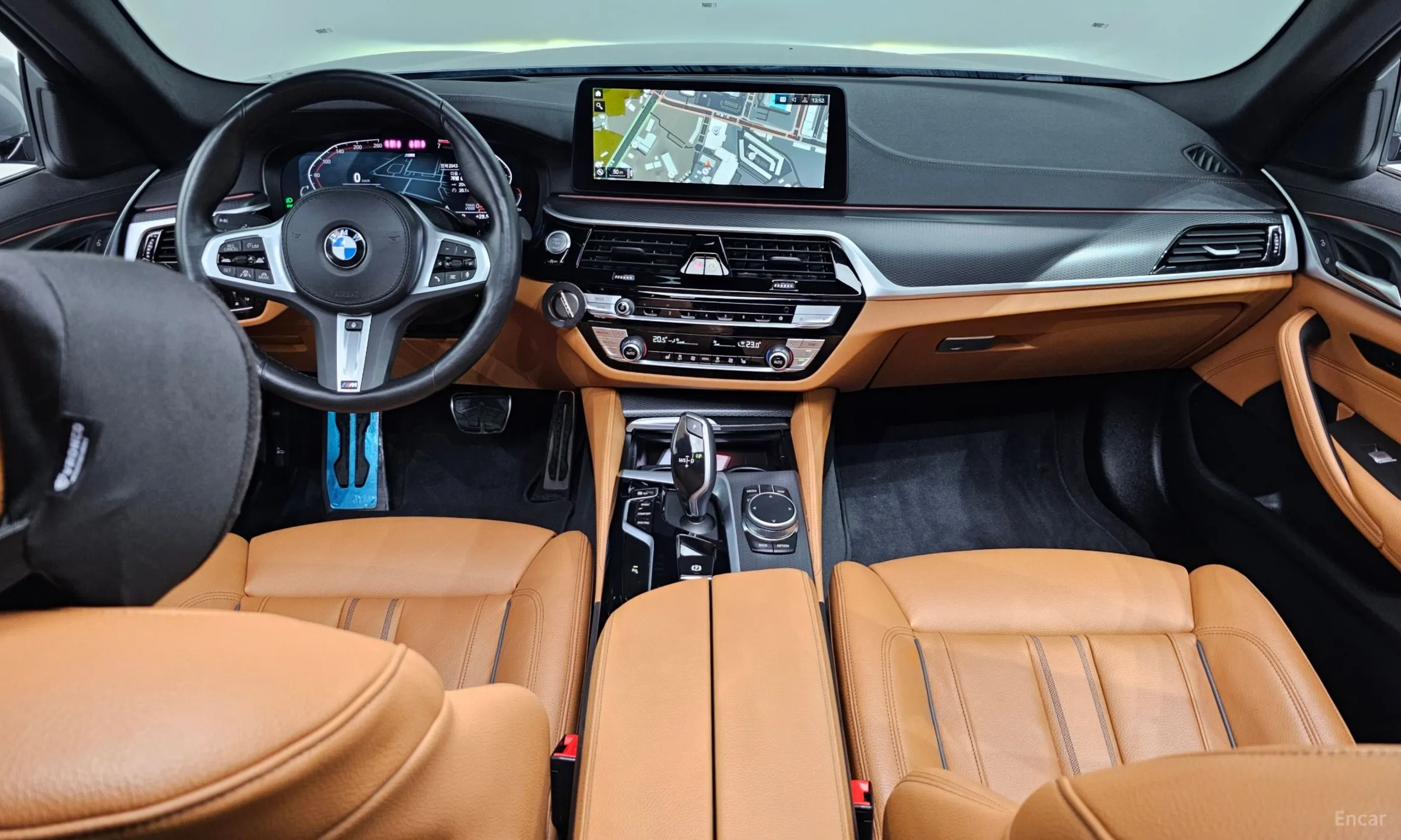 BMW 5 Series (G30) превью 4