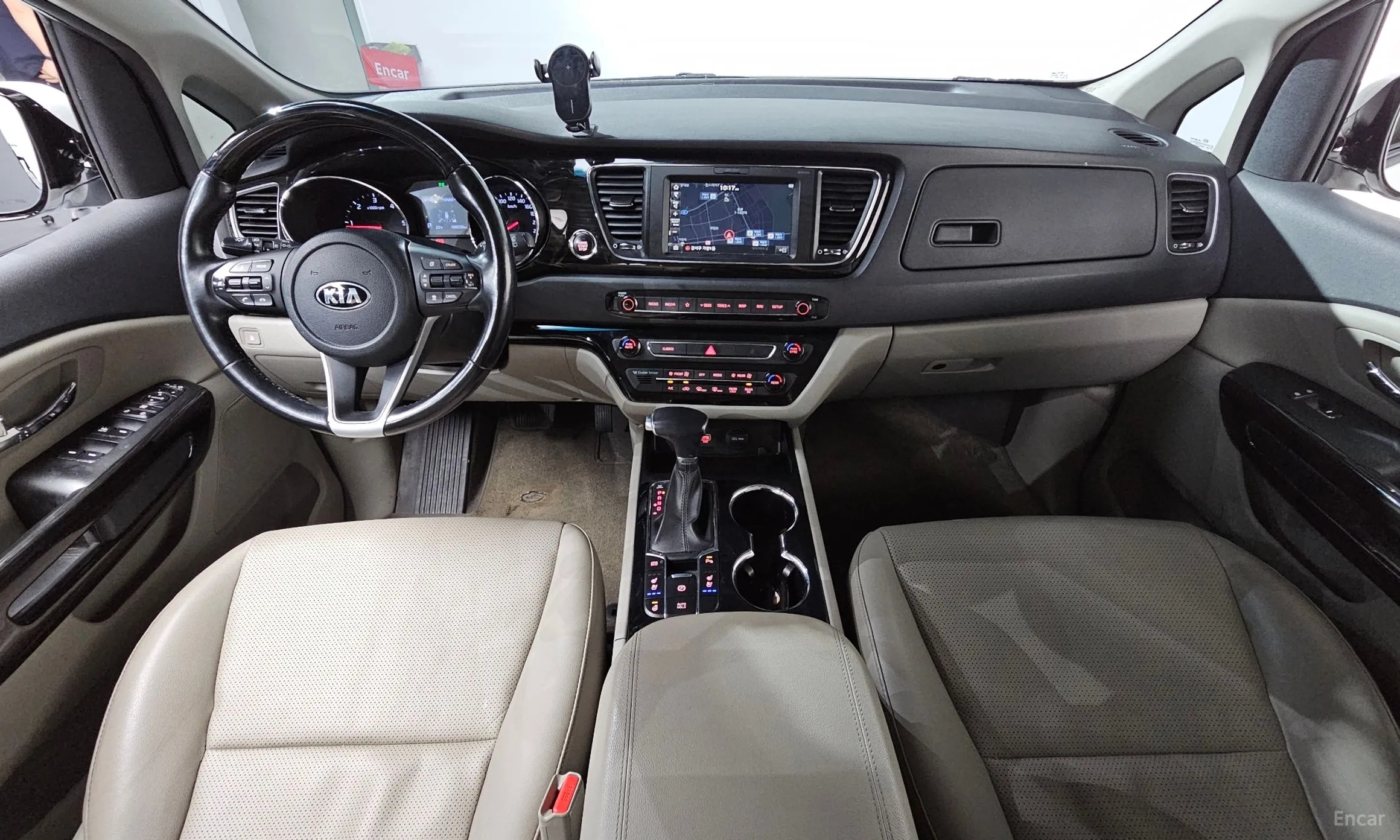Kia Carnival превью 4