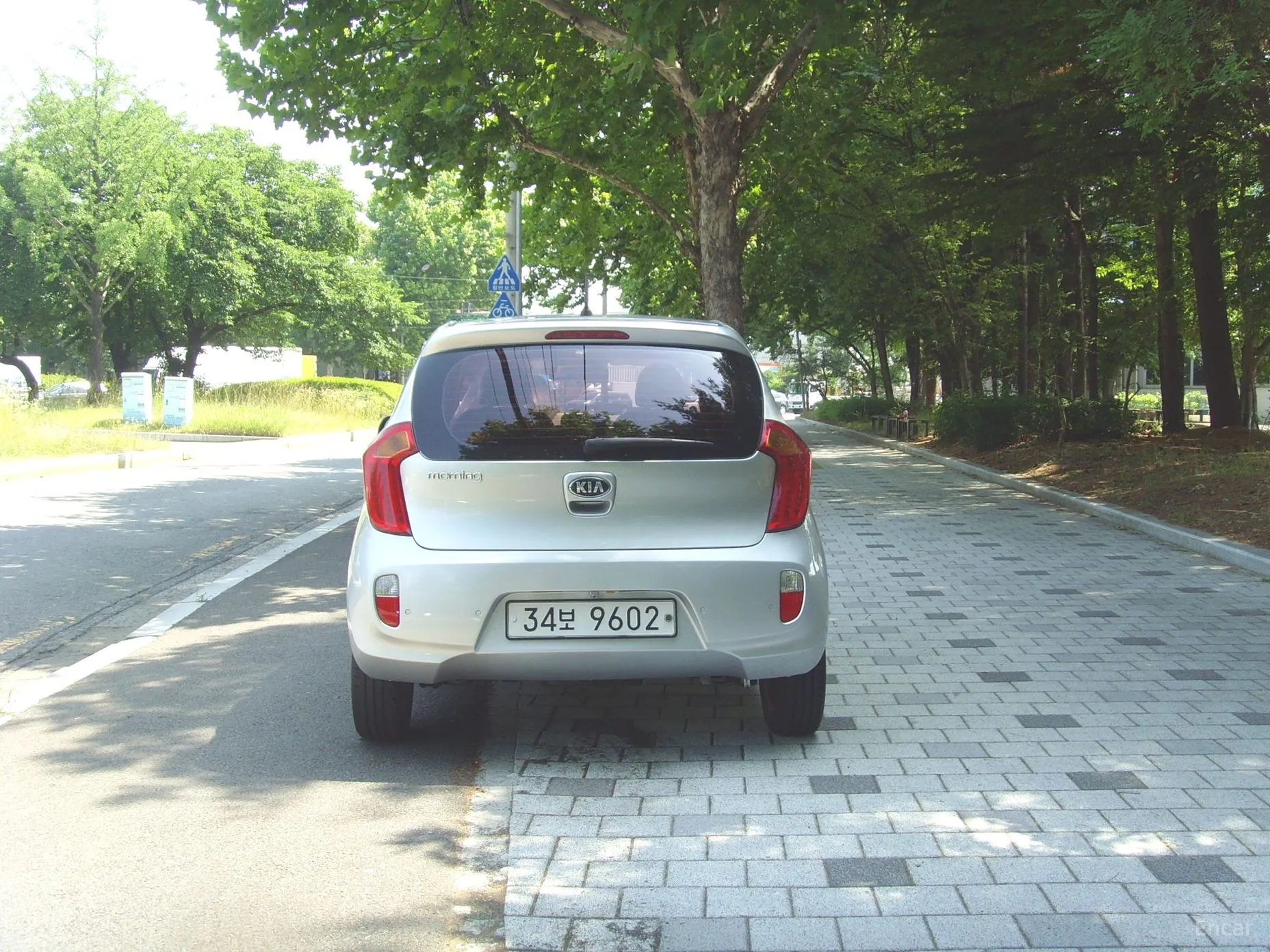 Kia morning превью 3