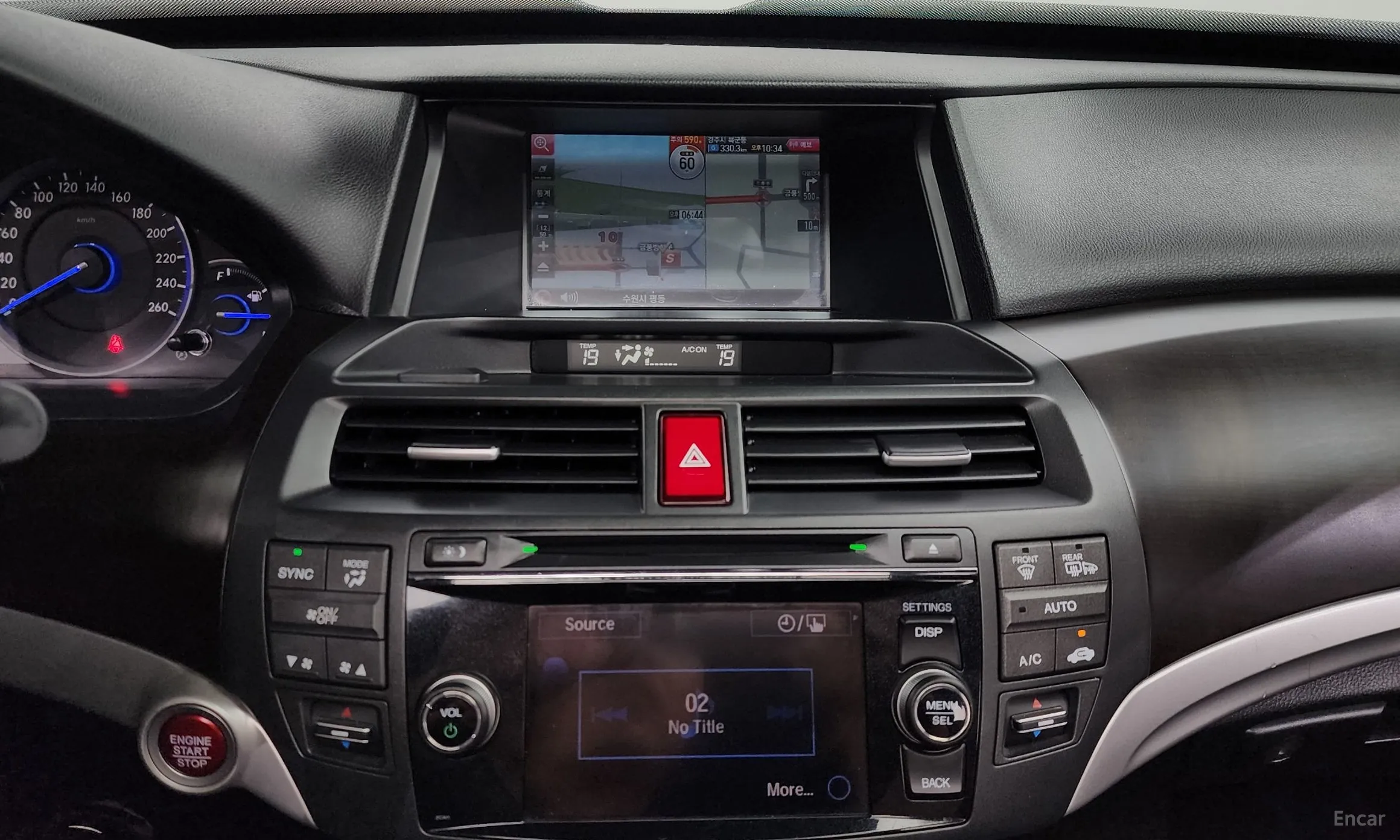 Honda Crosstour превью 16