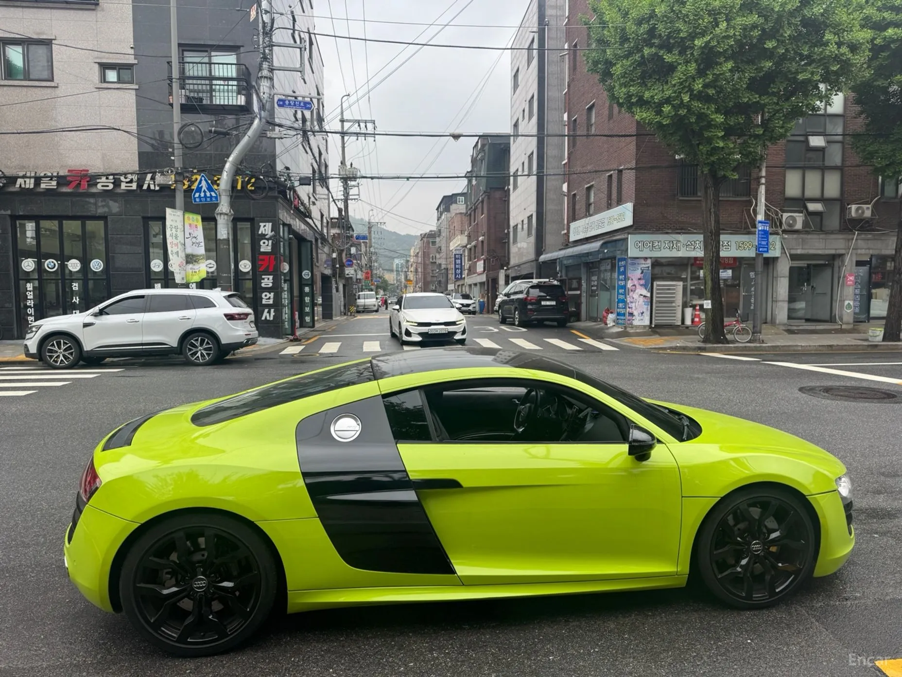Audi R8 превью 3