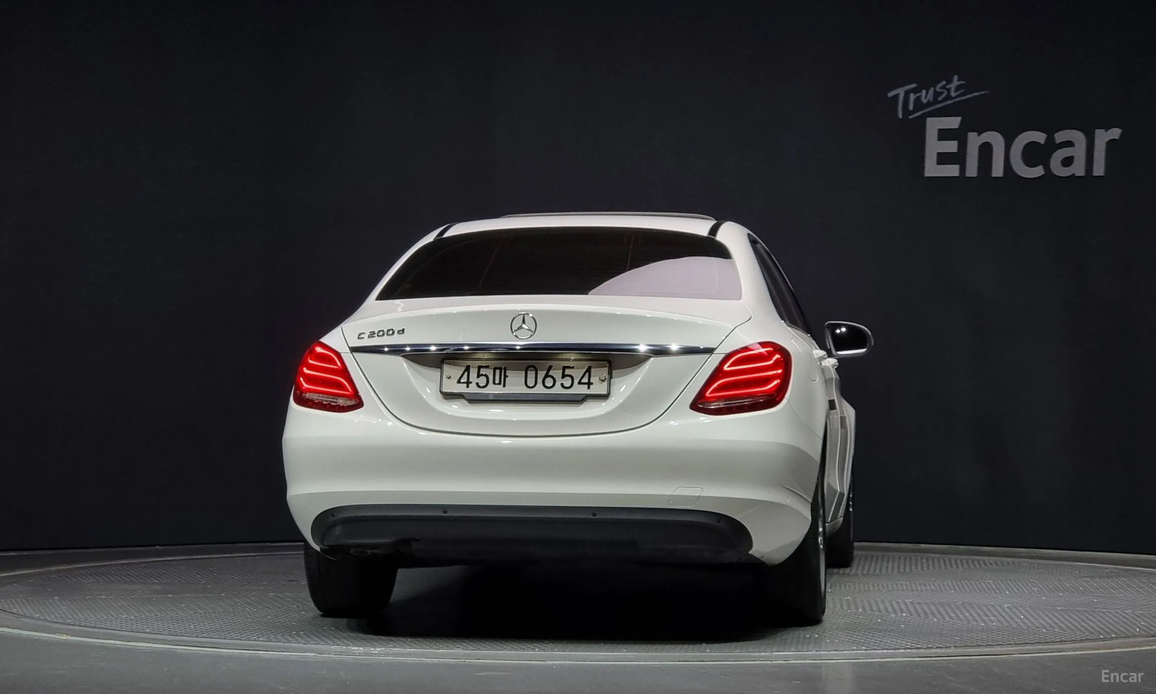 Mercedes Benz C-Class W205 превью 3