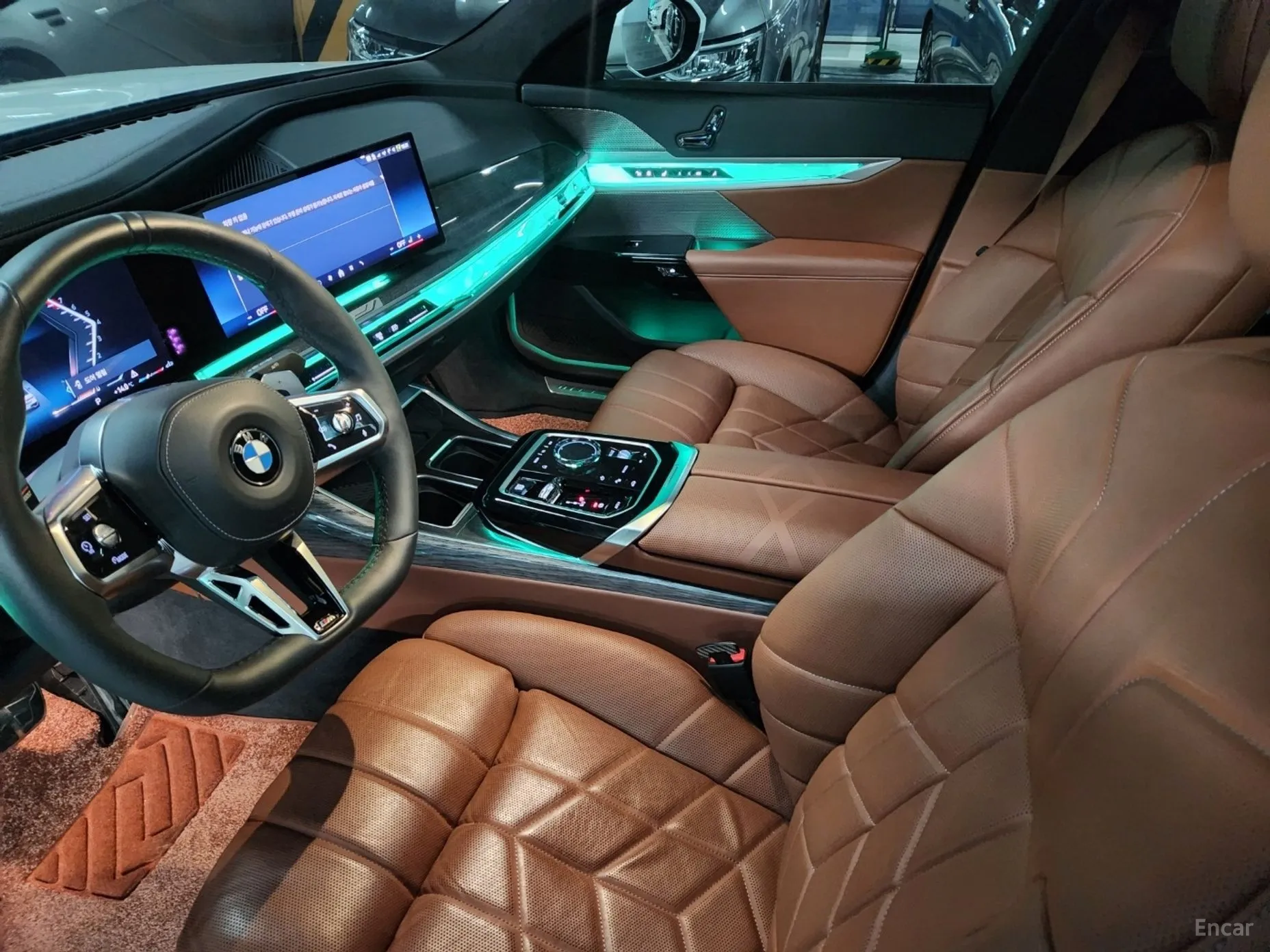 BMW 7 Series (G70) превью 4