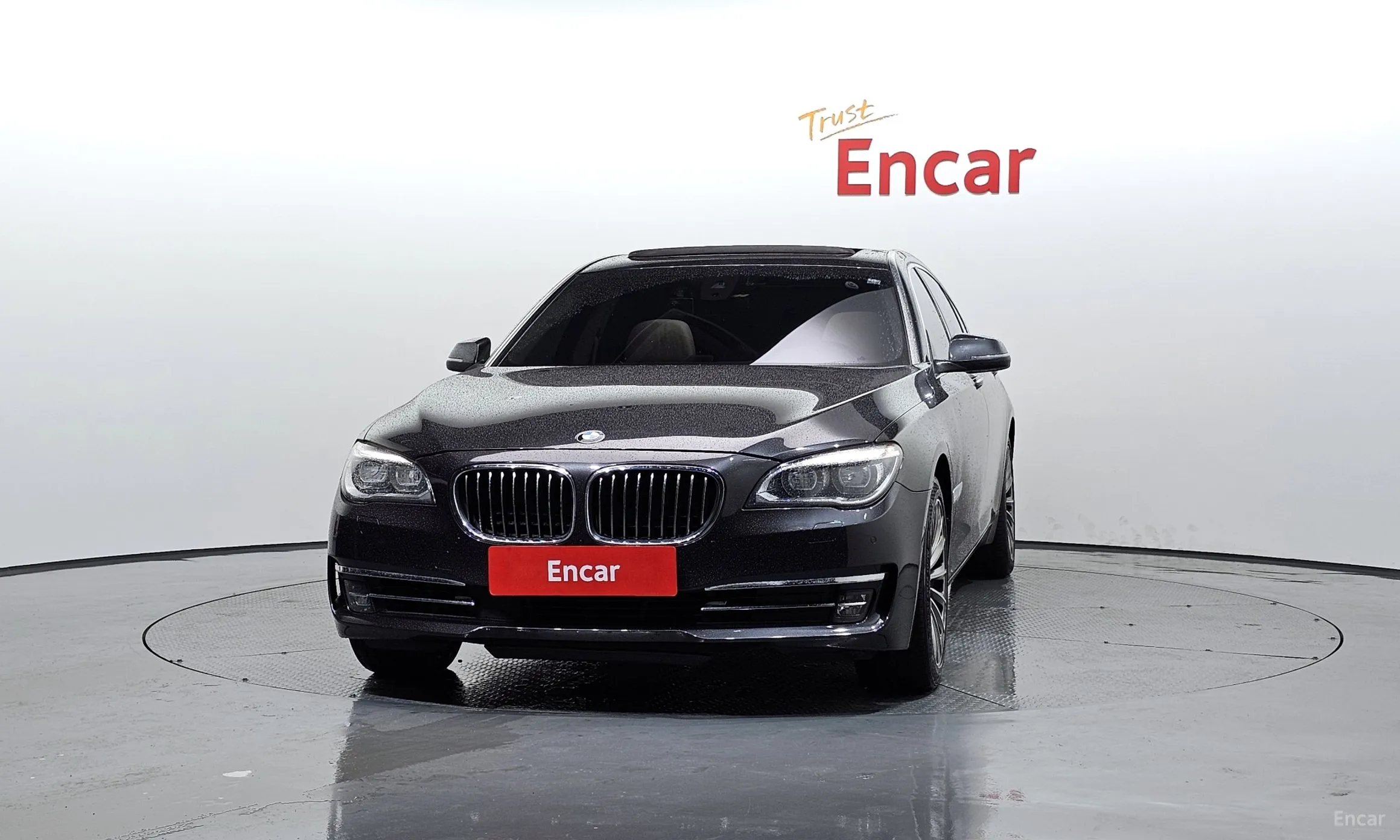 BMW 7 Series (F01) превью 2