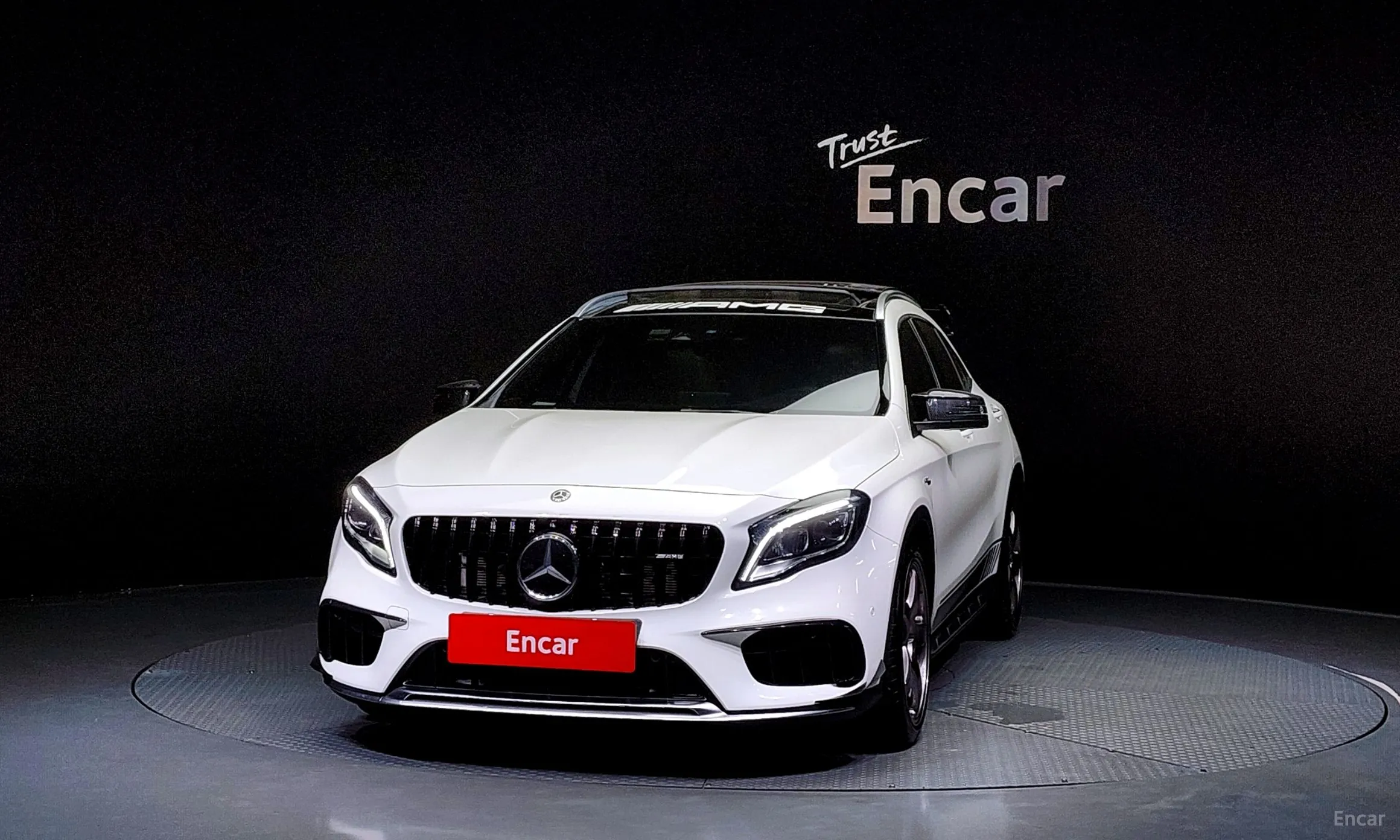 Mercedes Benz GLA-Class X156