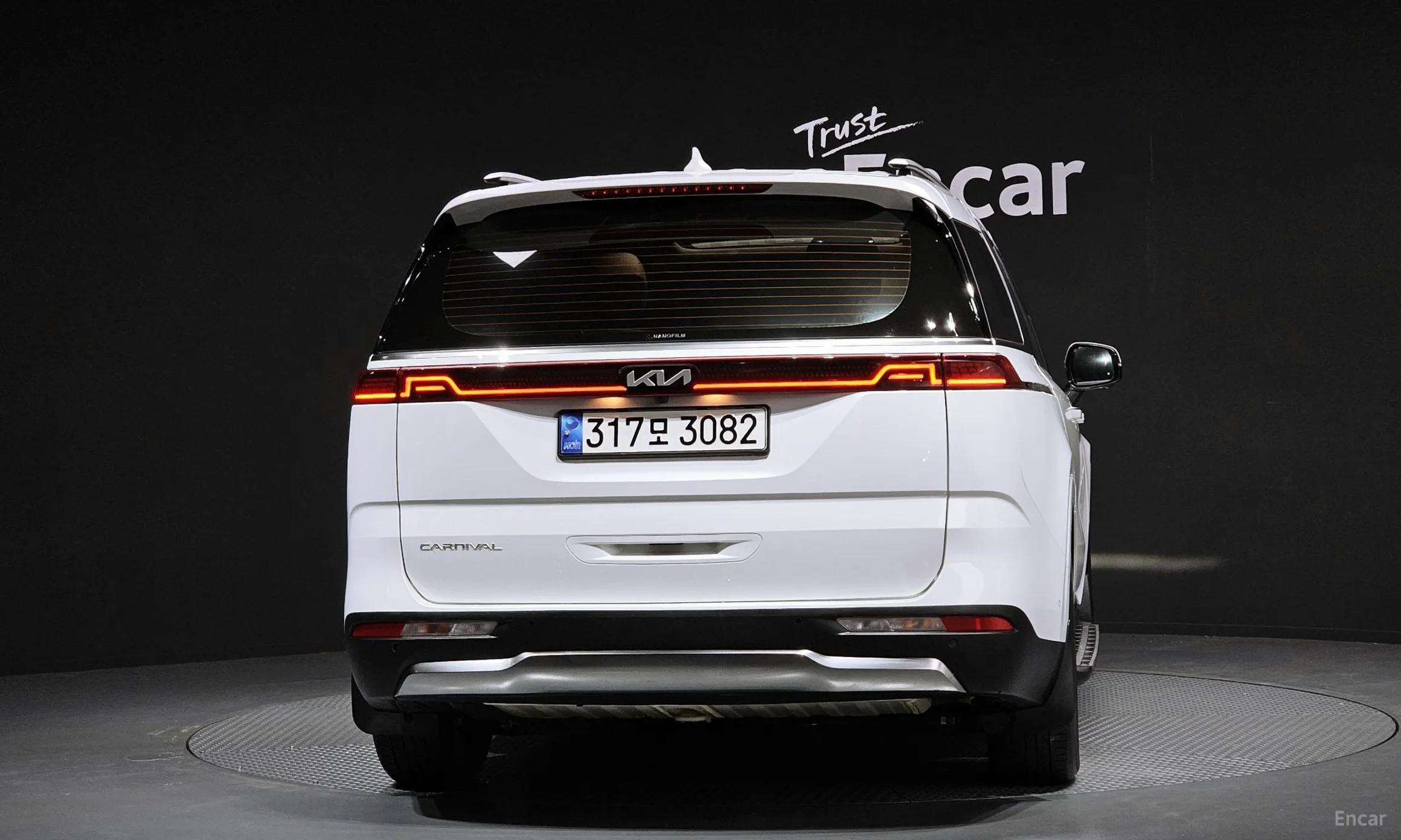 Kia Carnival Gen 4 превью 3