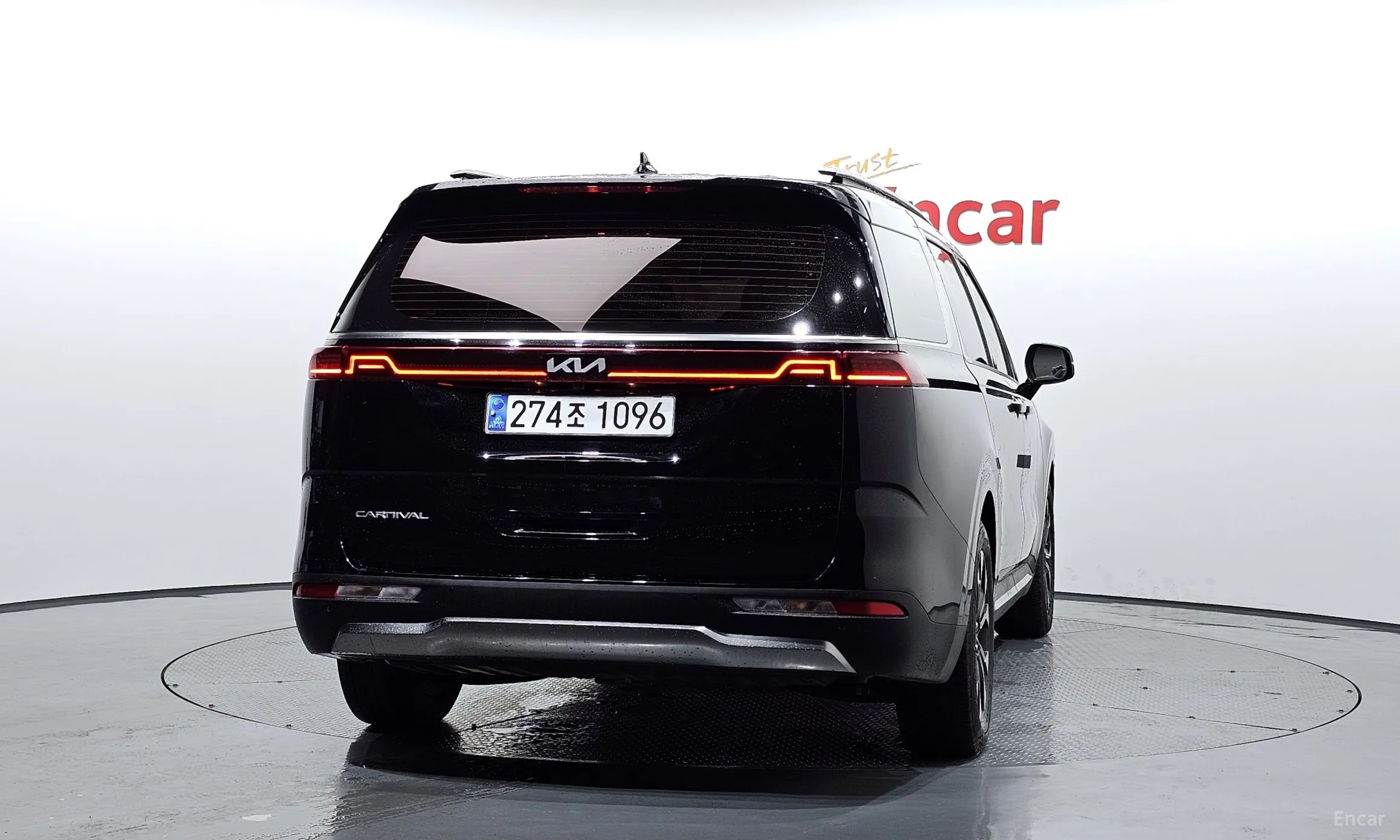 Kia Carnival Gen 4 превью 3