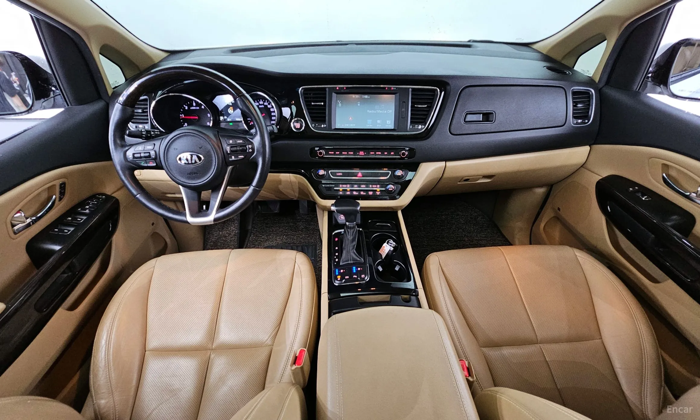 Kia Carnival превью 4