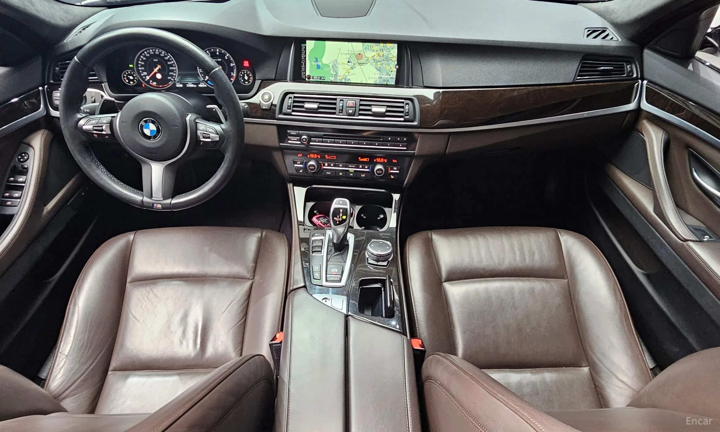 BMW 5 Series (F10) превью 4