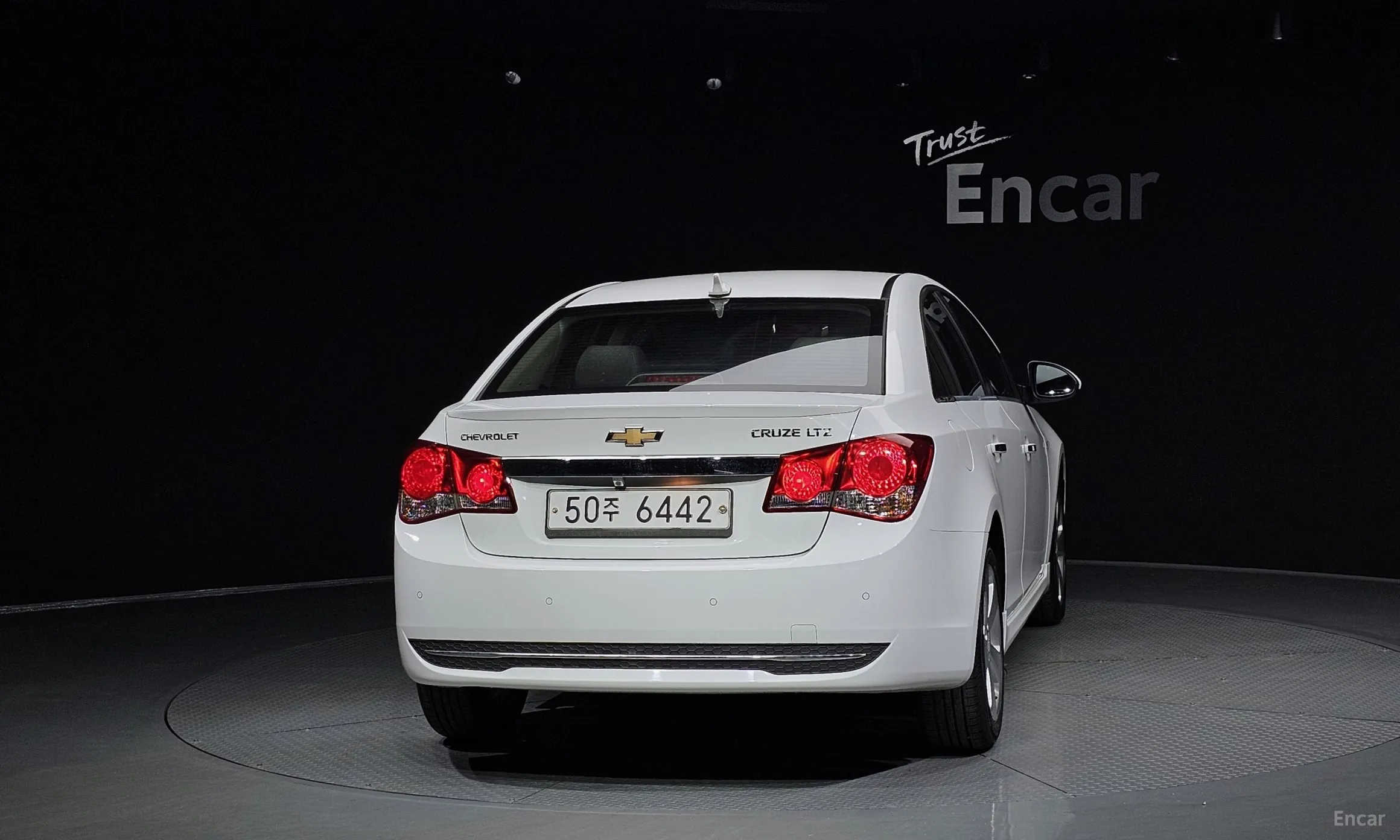 Chevrolet (GM Daewoo) Cruze превью 3