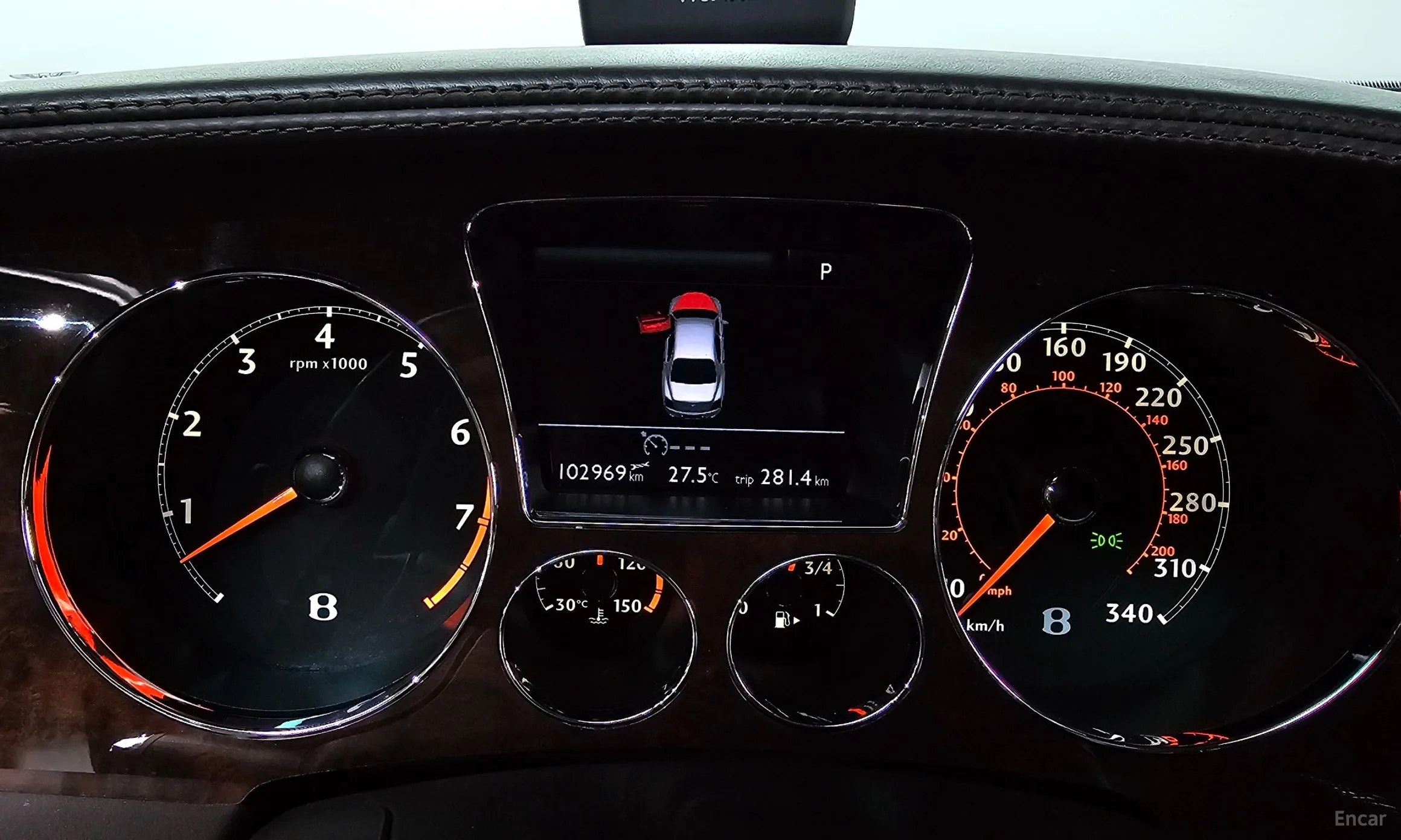 Bentley Flying Spur Gen 1 превью 8
