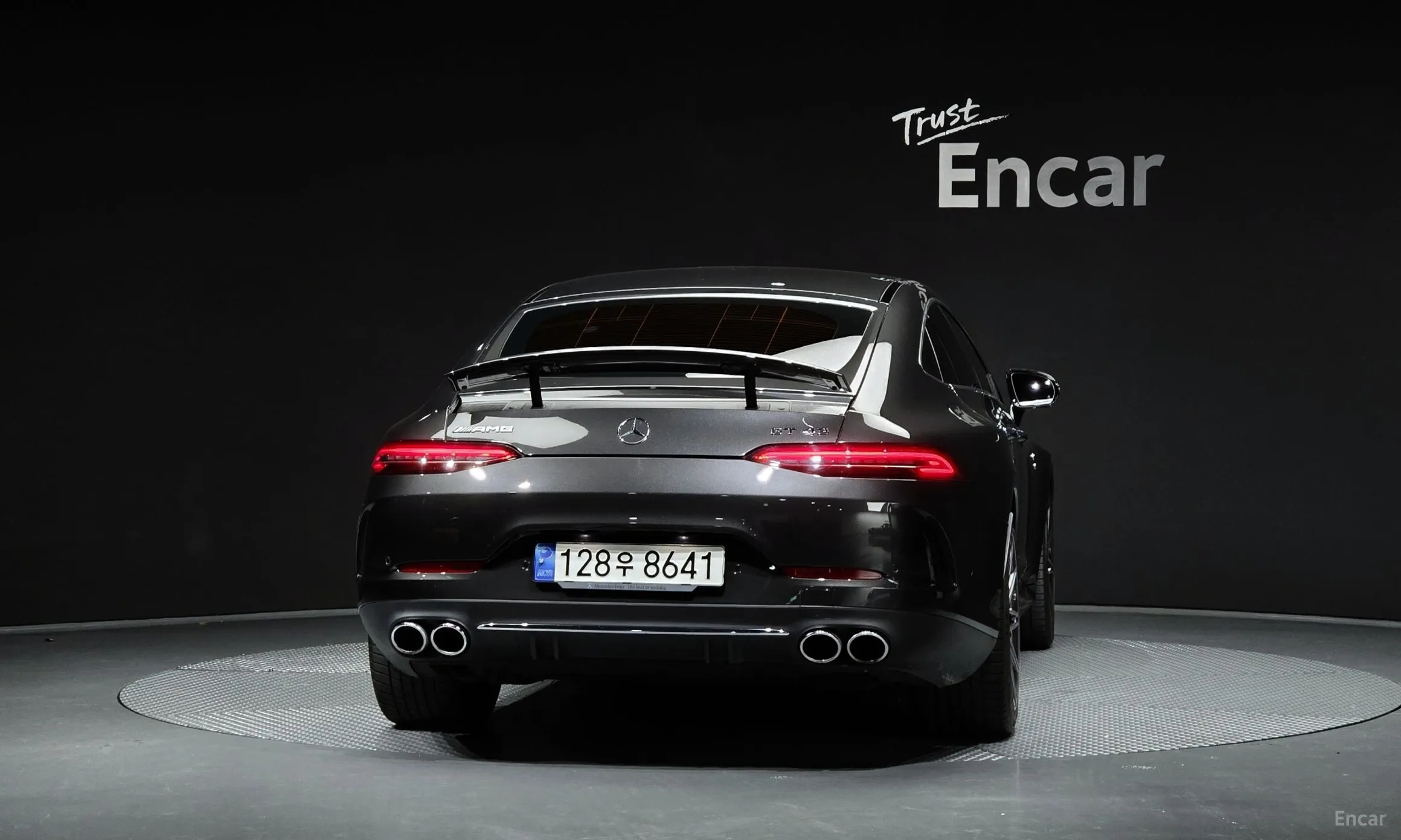 Mercedes Benz AMG GT превью 3