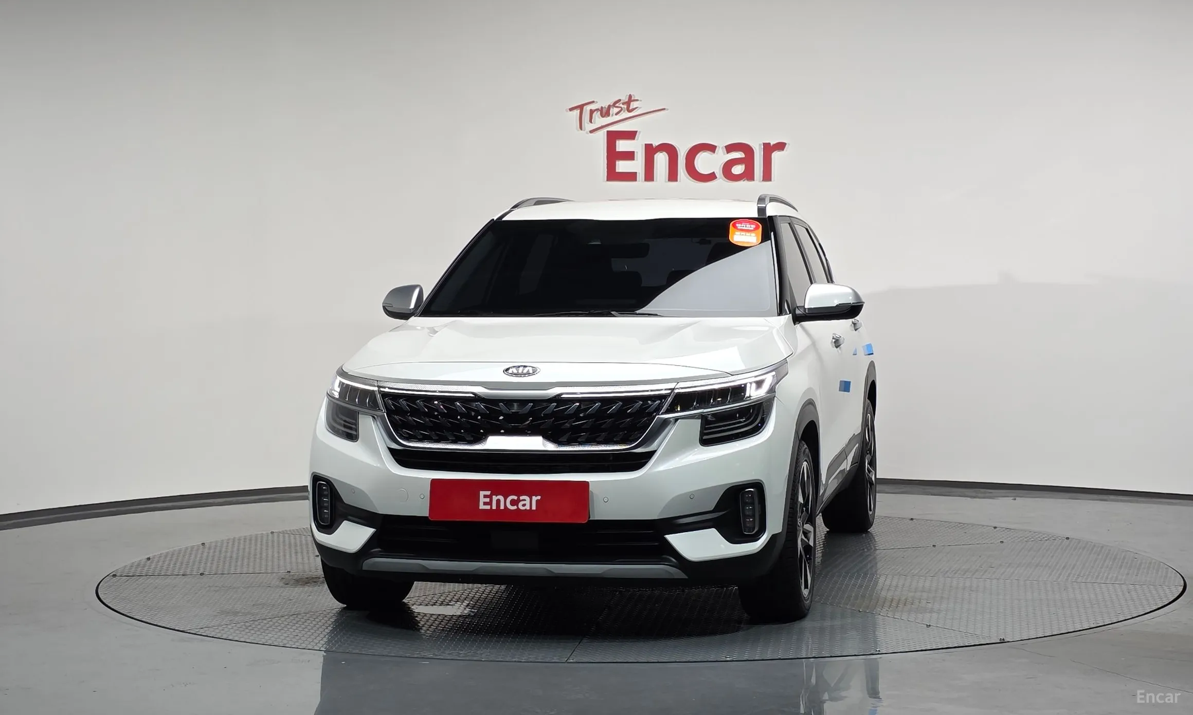 Kia Seltos превью 2