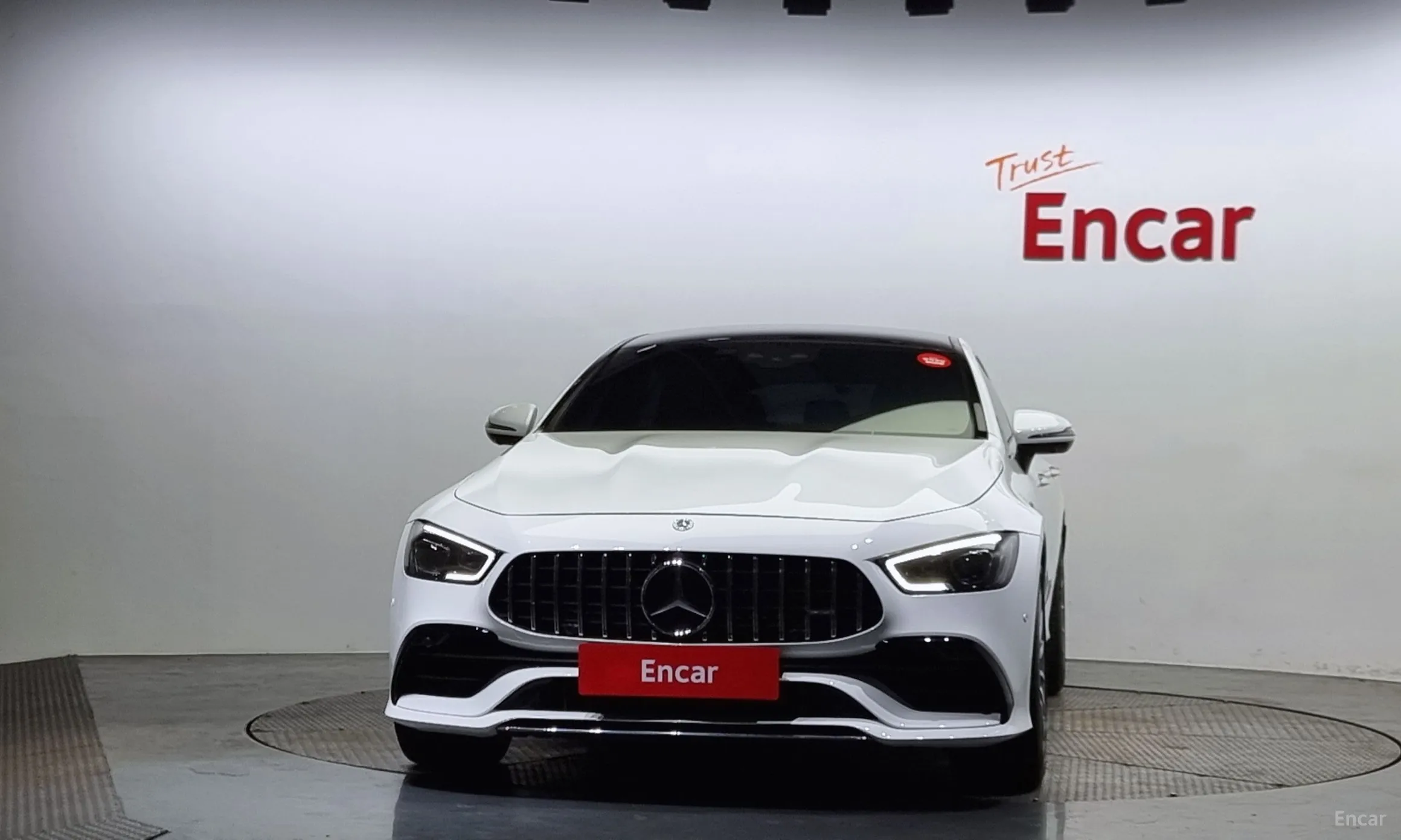 Mercedes Benz AMG GT превью 2