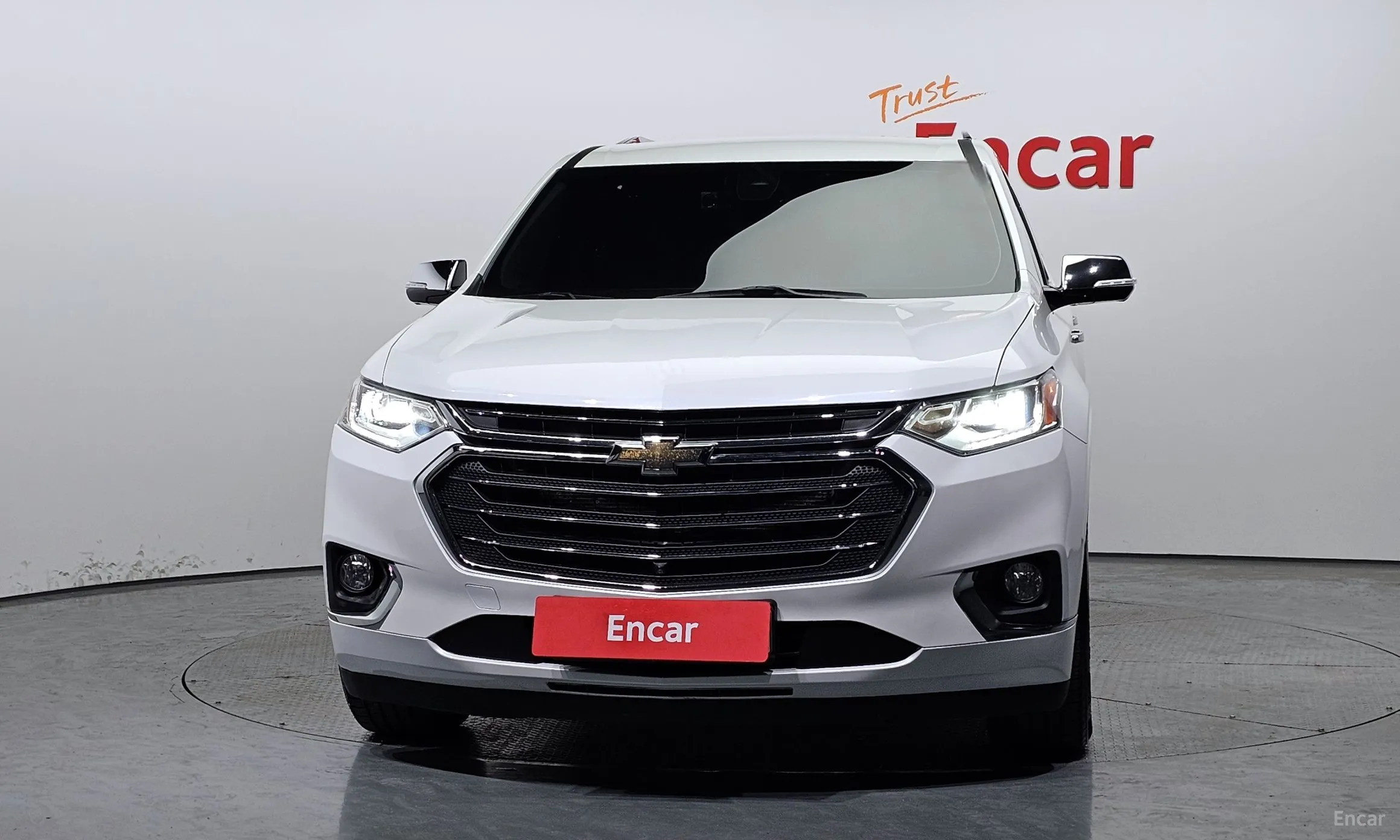 Chevrolet (GM Daewoo) Traverse превью 2
