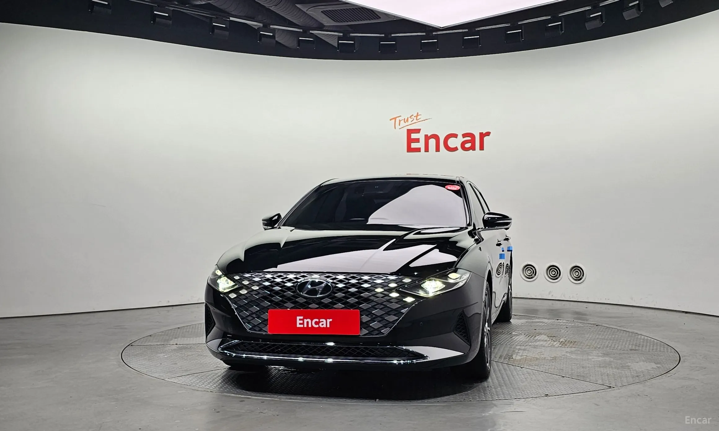 Hyundai Grandeur IG превью 2