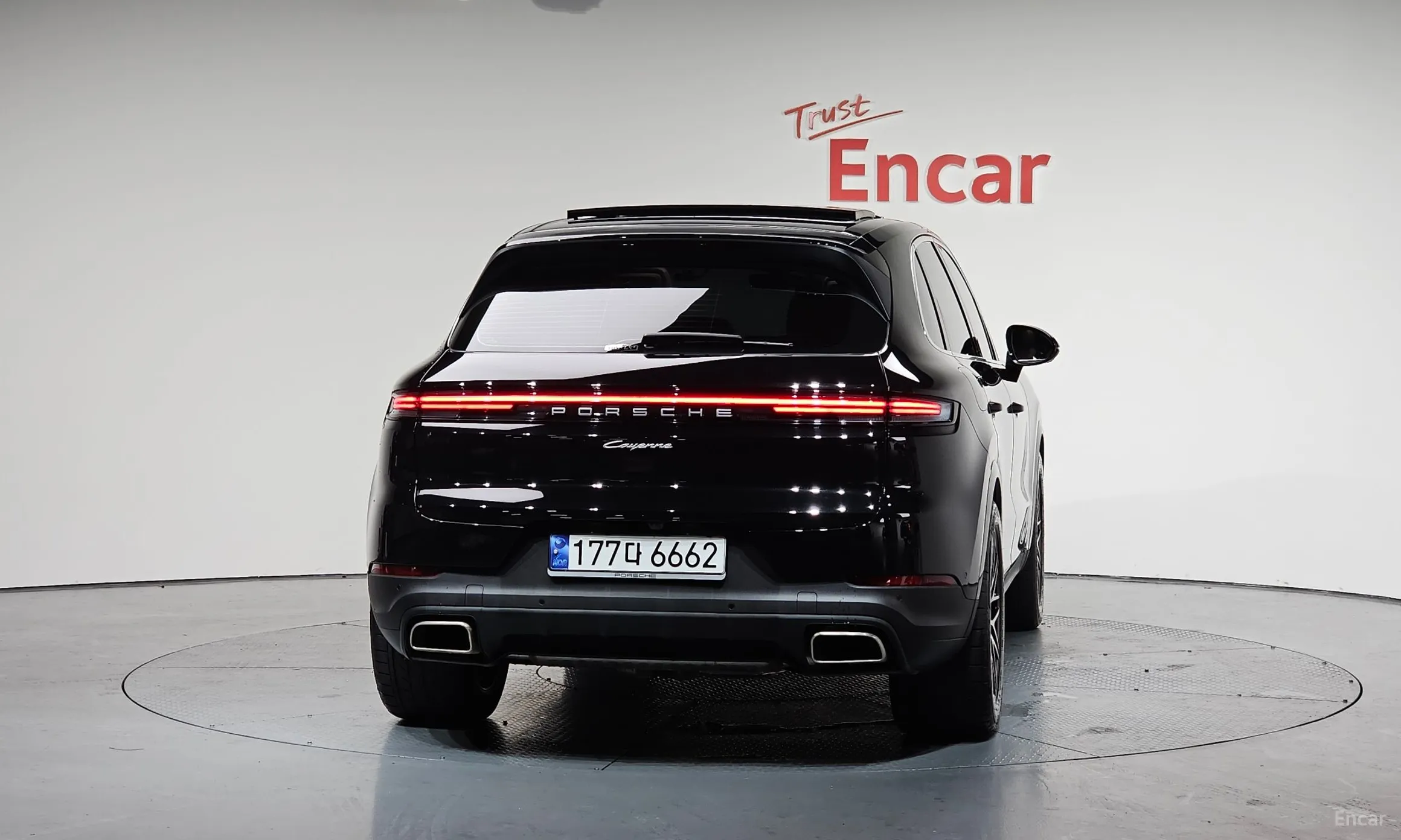 Porsche Cayenne (PO536) превью 3