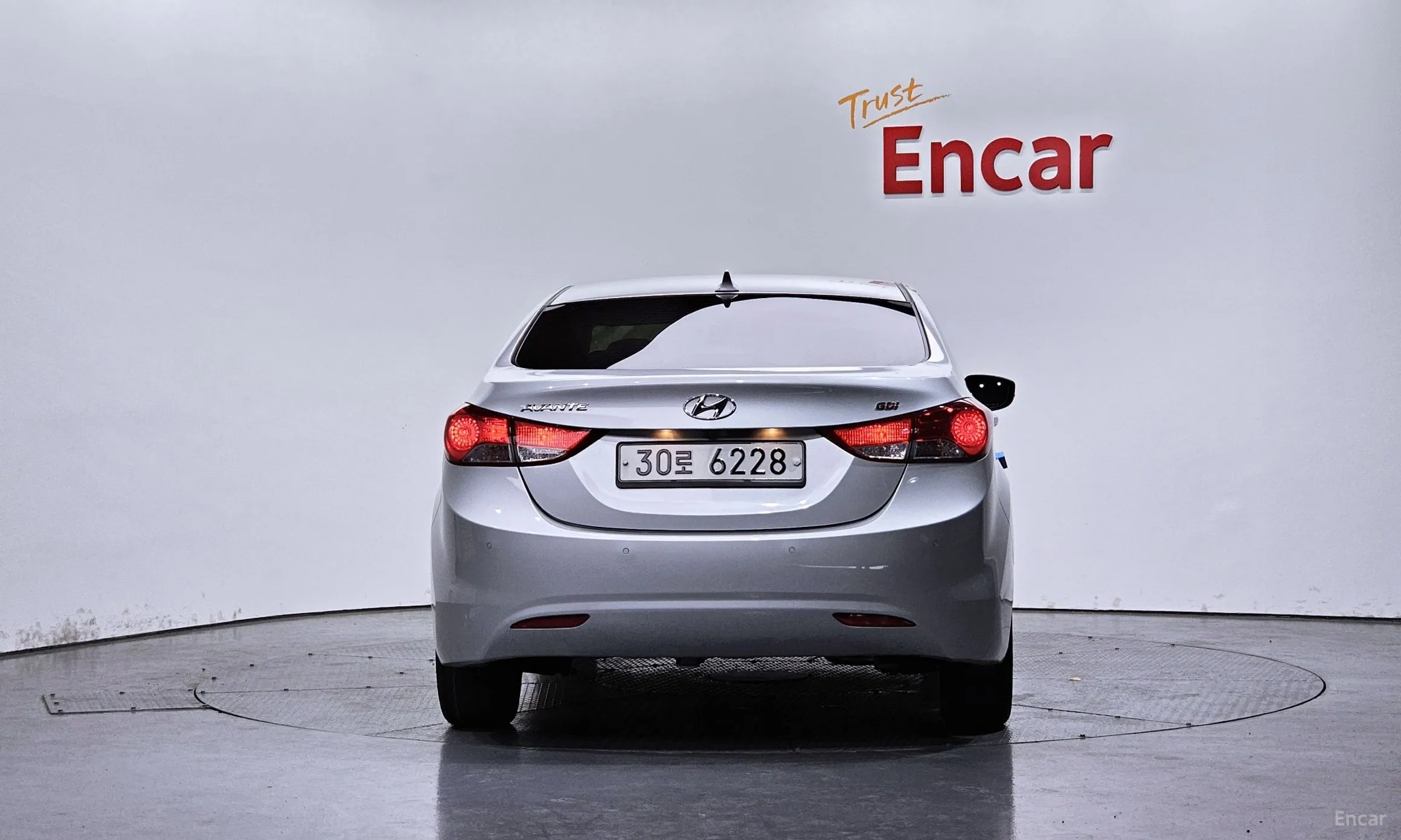 Hyundai Avante MD превью 3