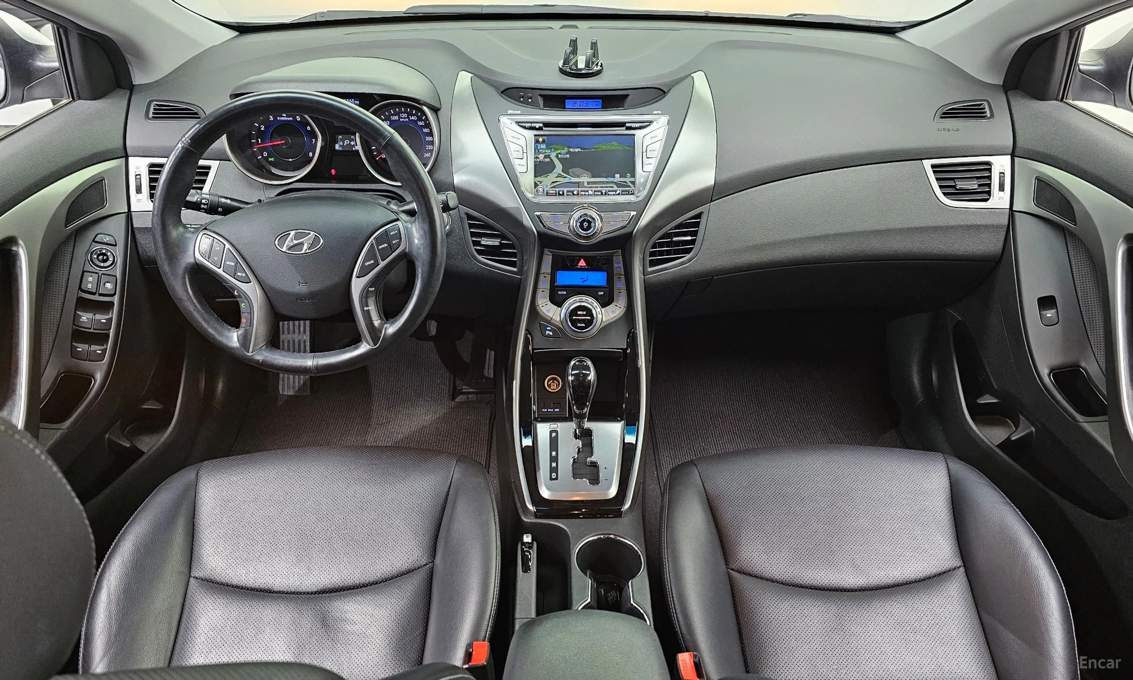 Hyundai Avante MD превью 4