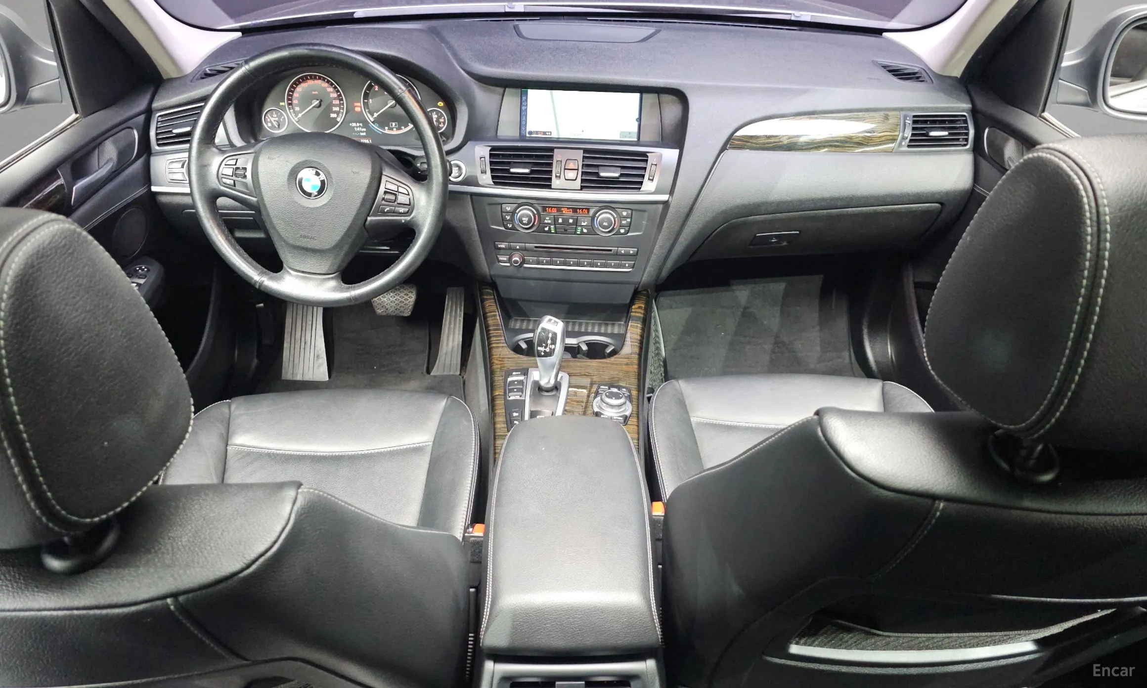 BMW X3 (F25) превью 4