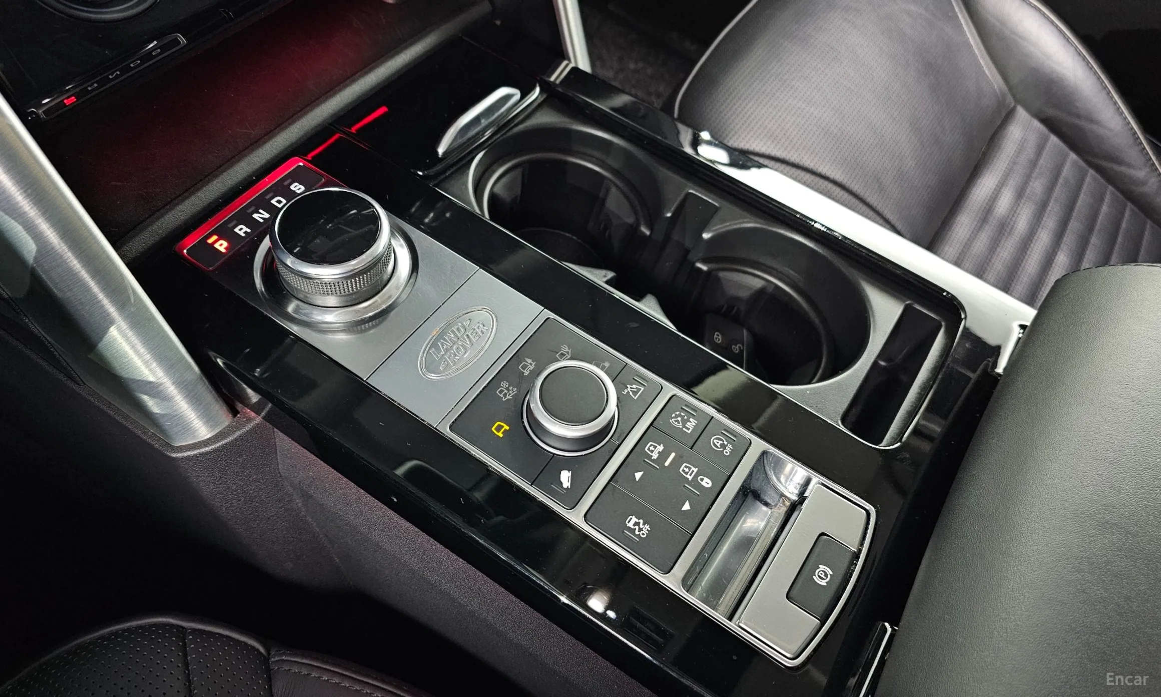Land Rover Discovery 5 превью 9