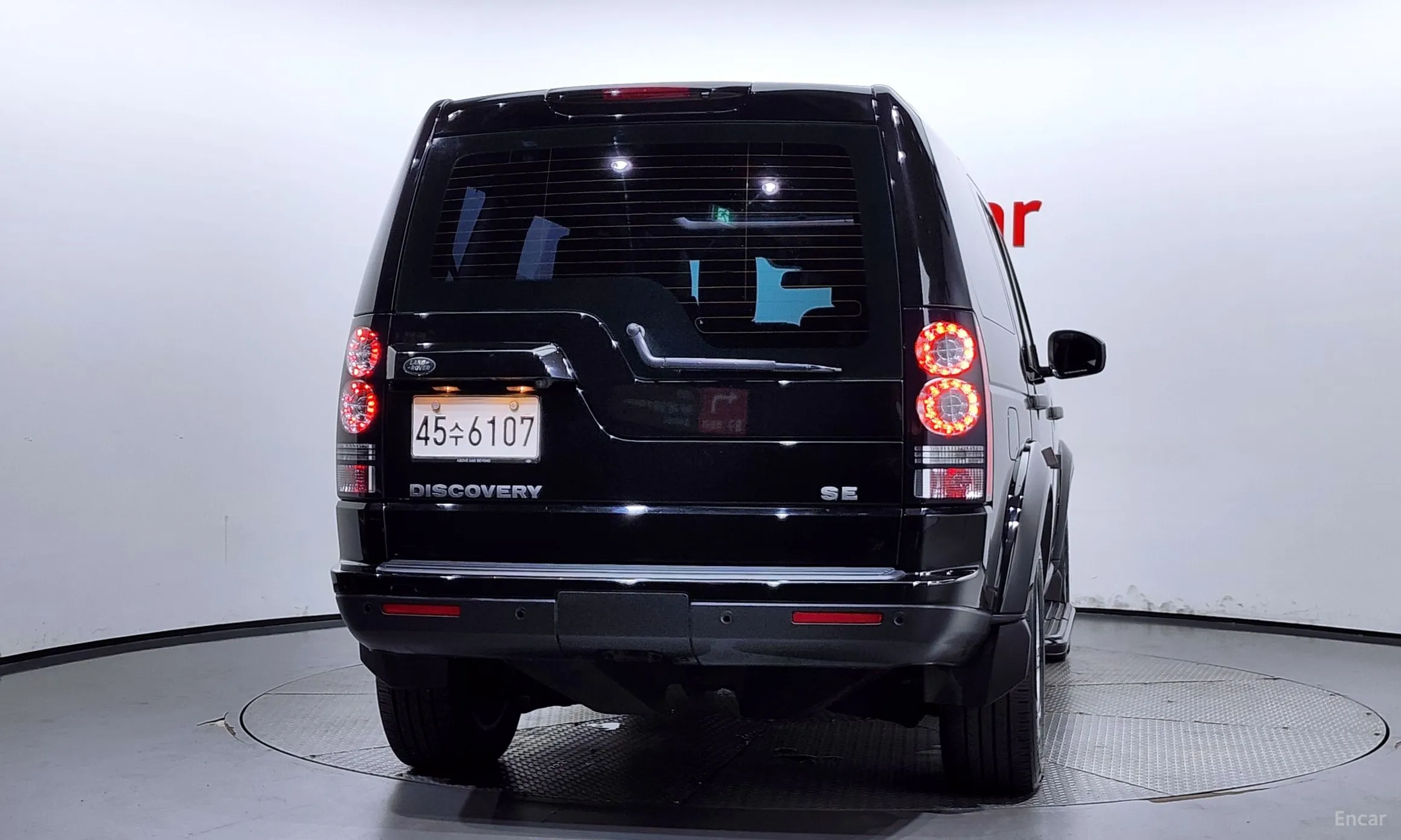 Land Rover Discovery 4 превью 3