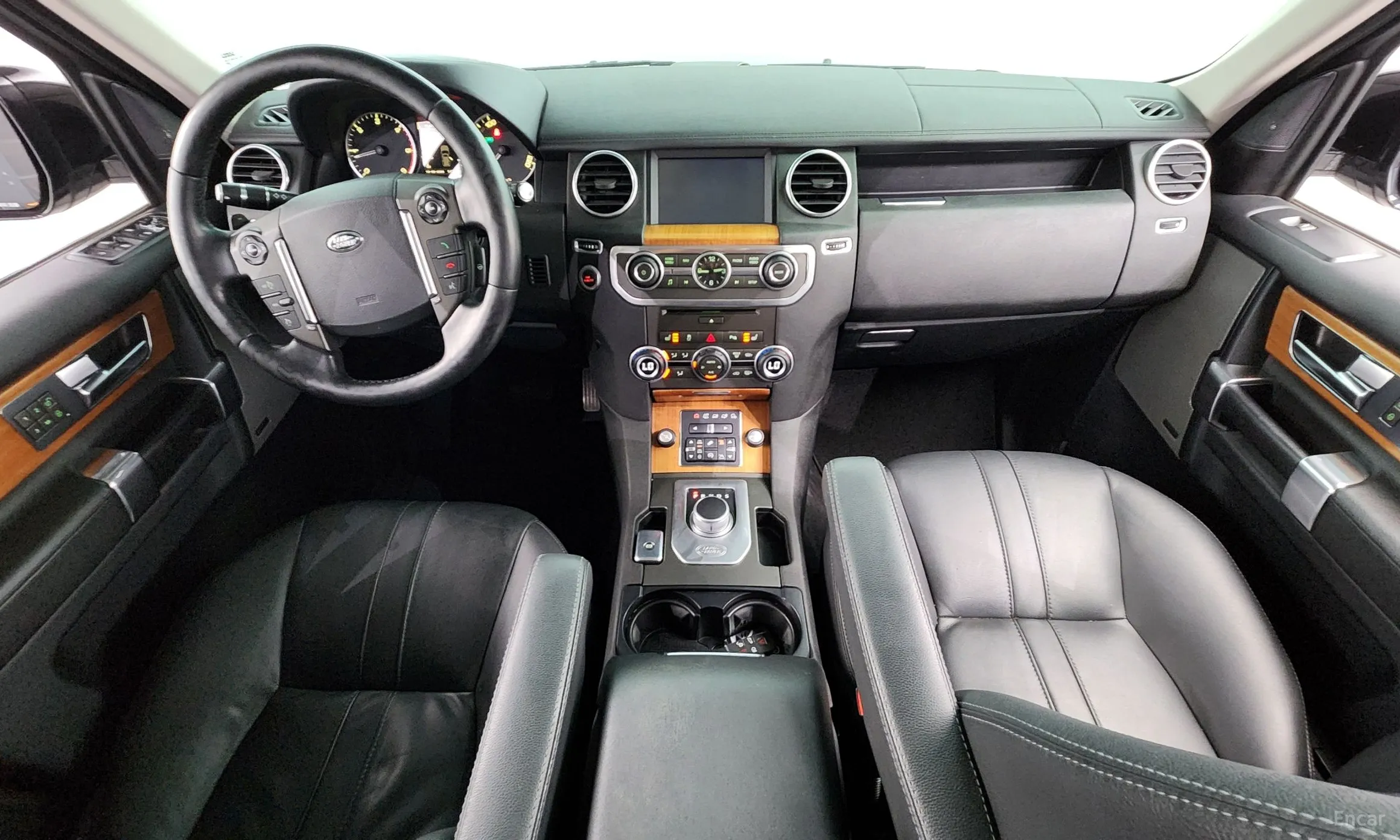 Land Rover Discovery 4 превью 4