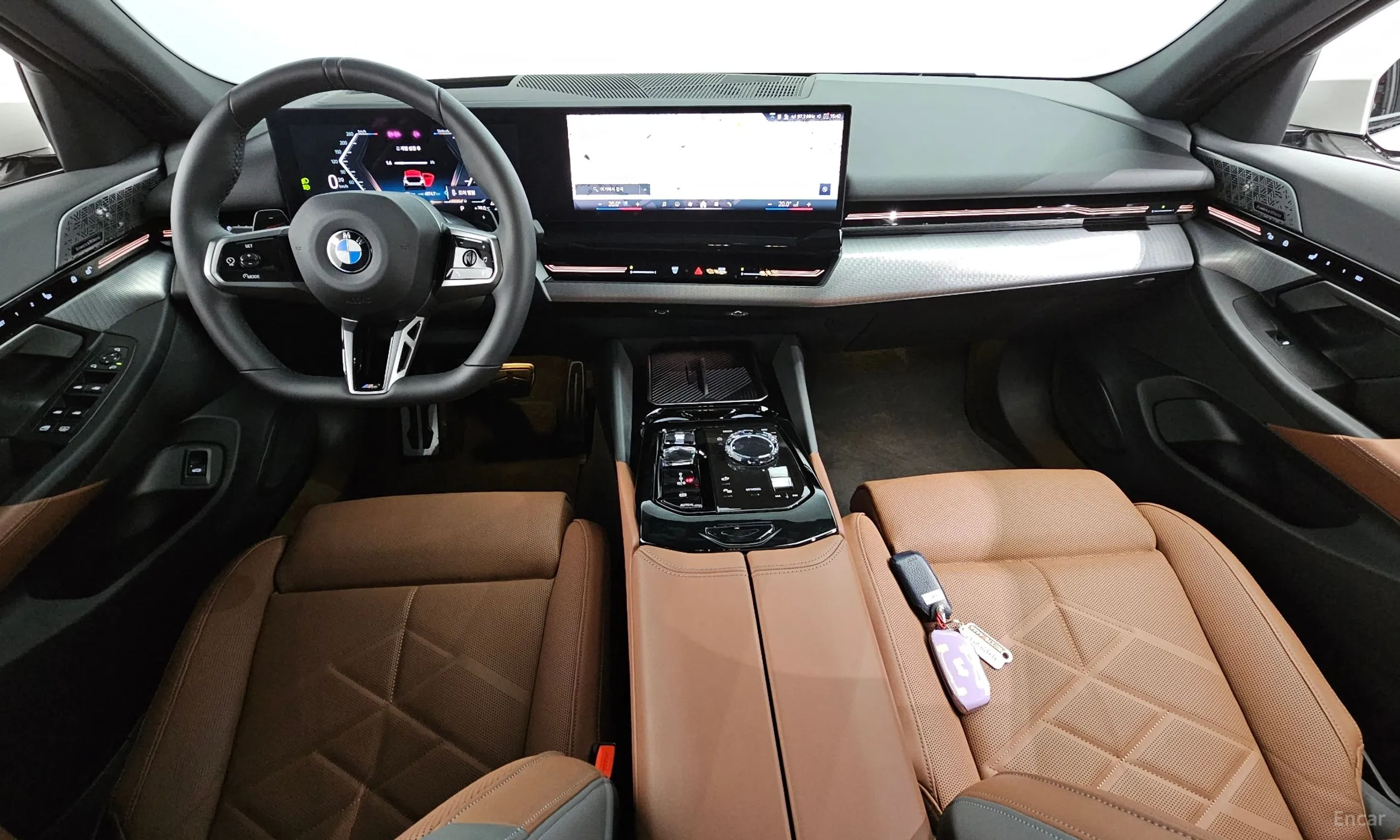 BMW 5 Series (G60) превью 4