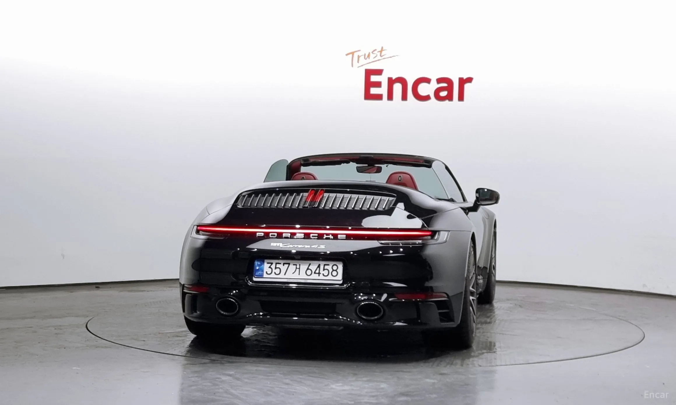 Porsche 911 (992) превью 3