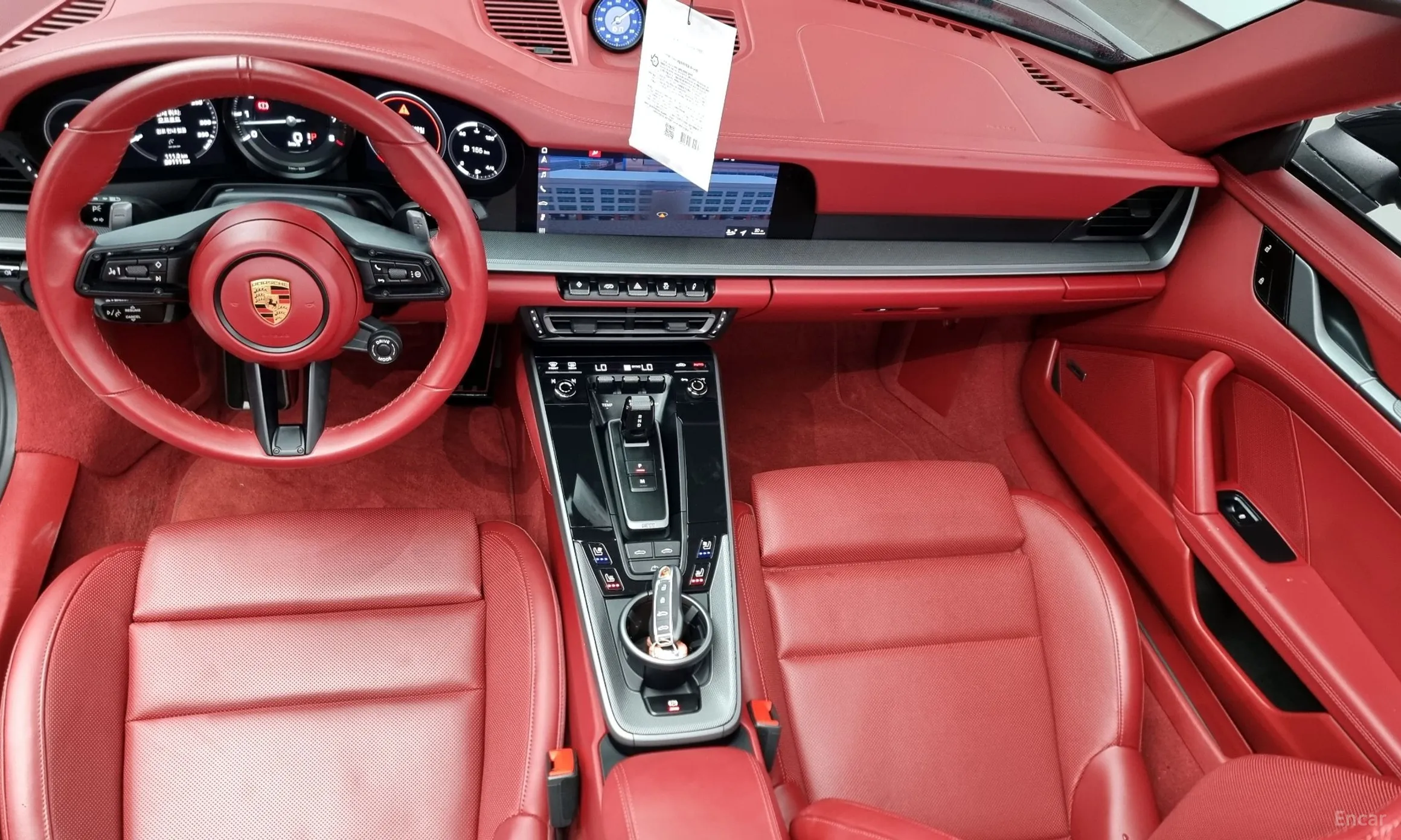 Porsche 911 (992) превью 4