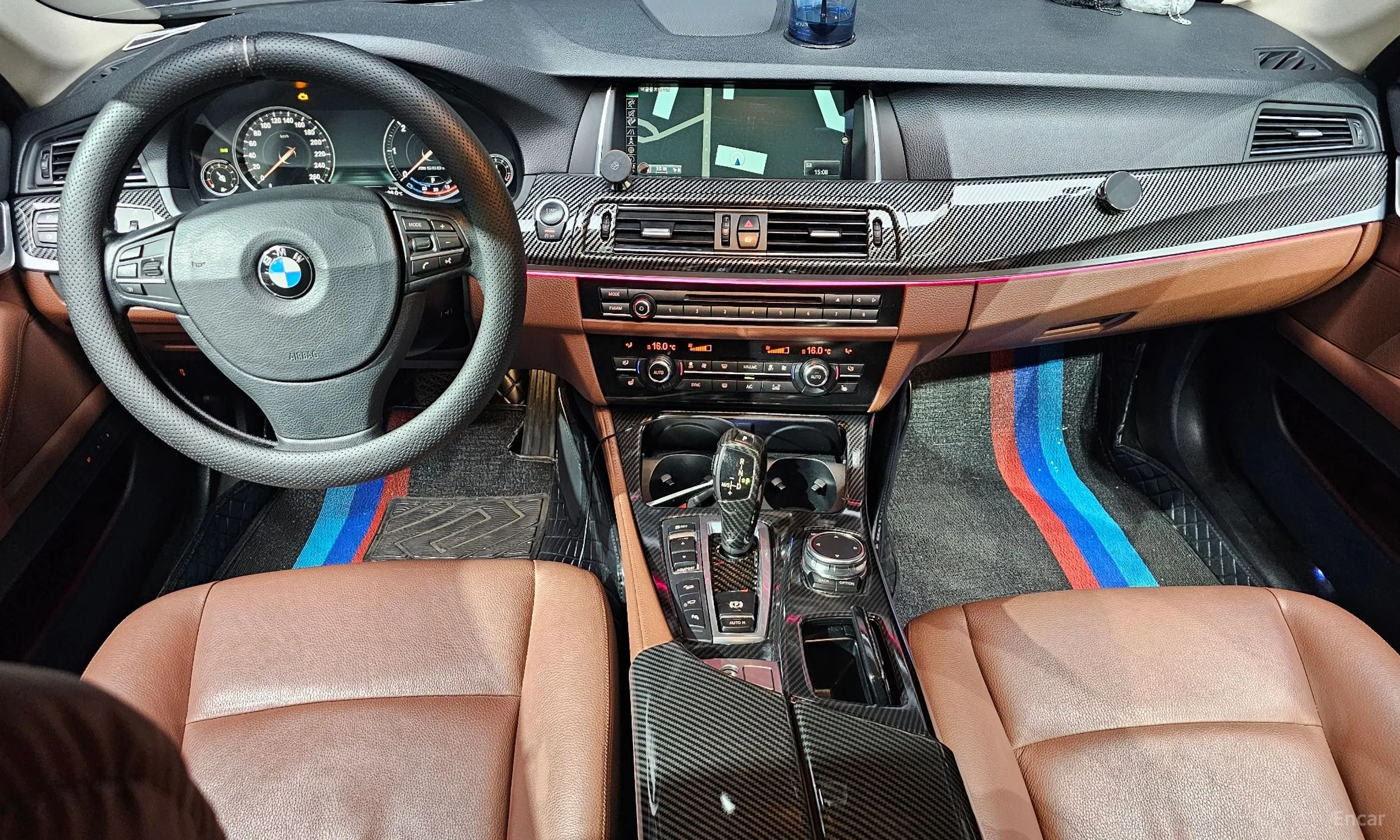 BMW 5 Series (F10) превью 4