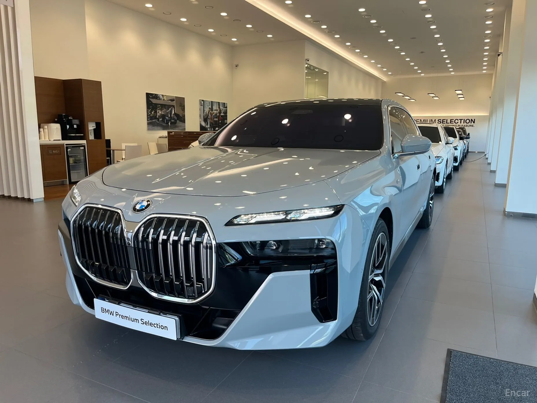 7 Series (G70)
