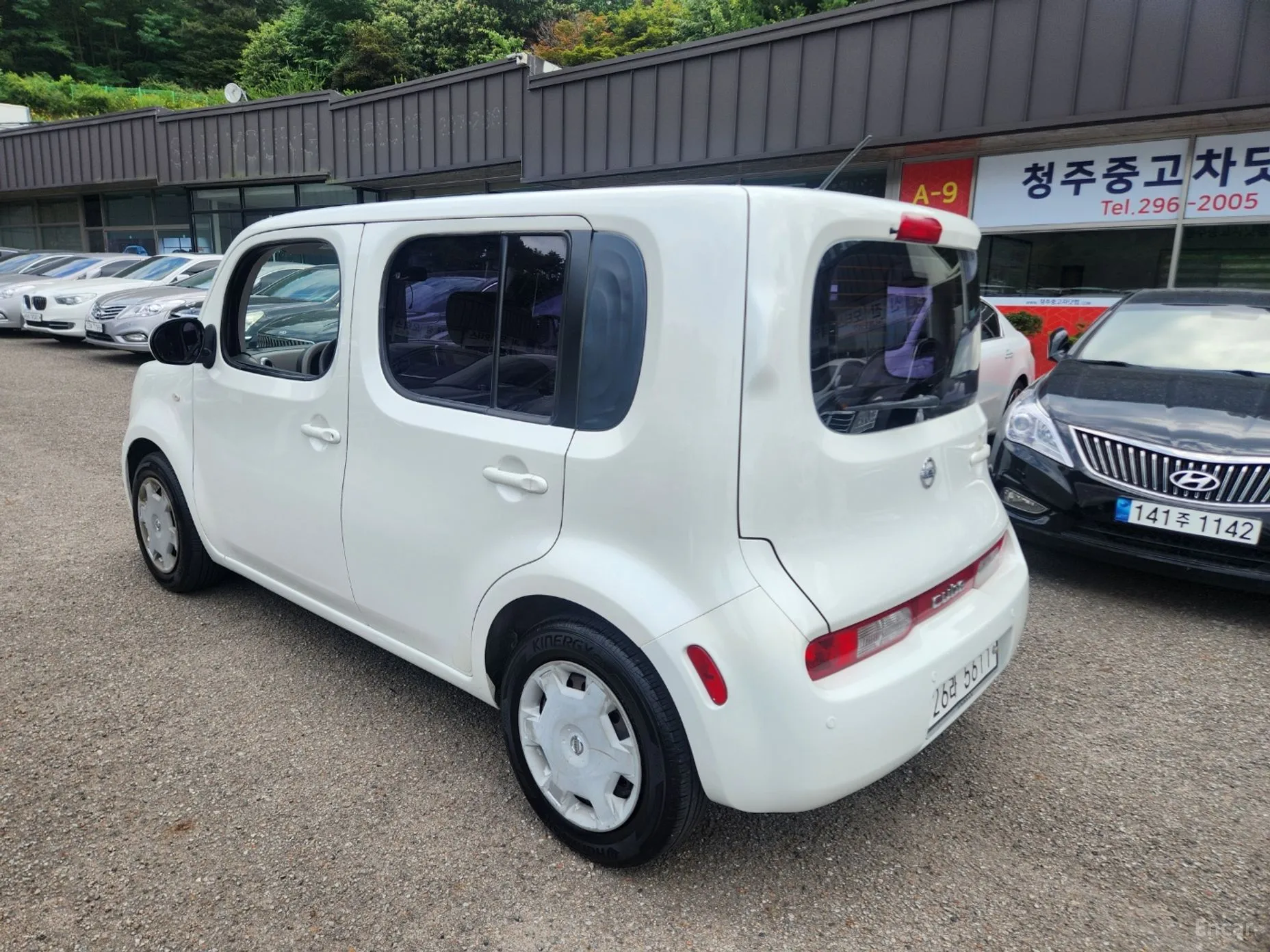 Nissan Cube превью 6