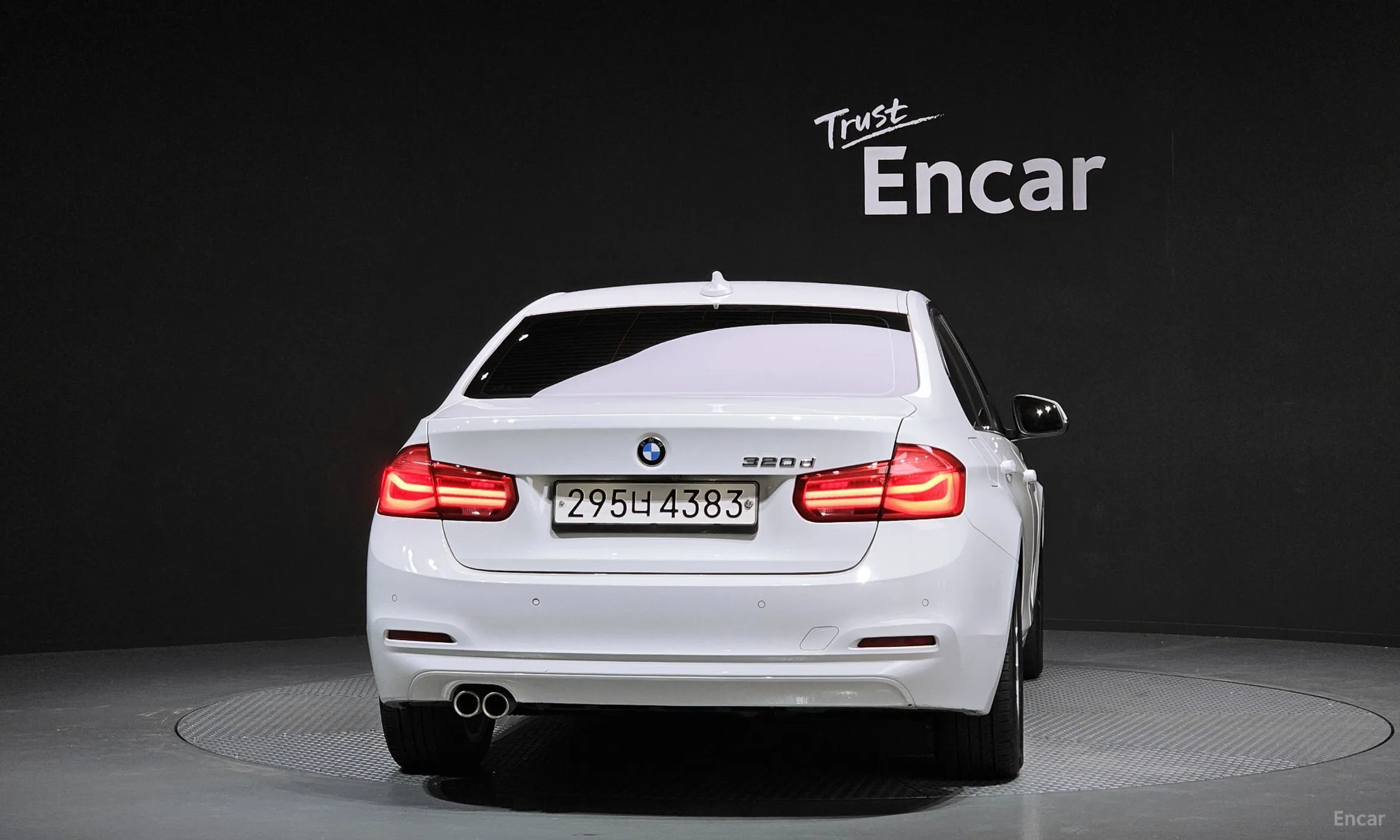 BMW 3 Series (F30) превью 3