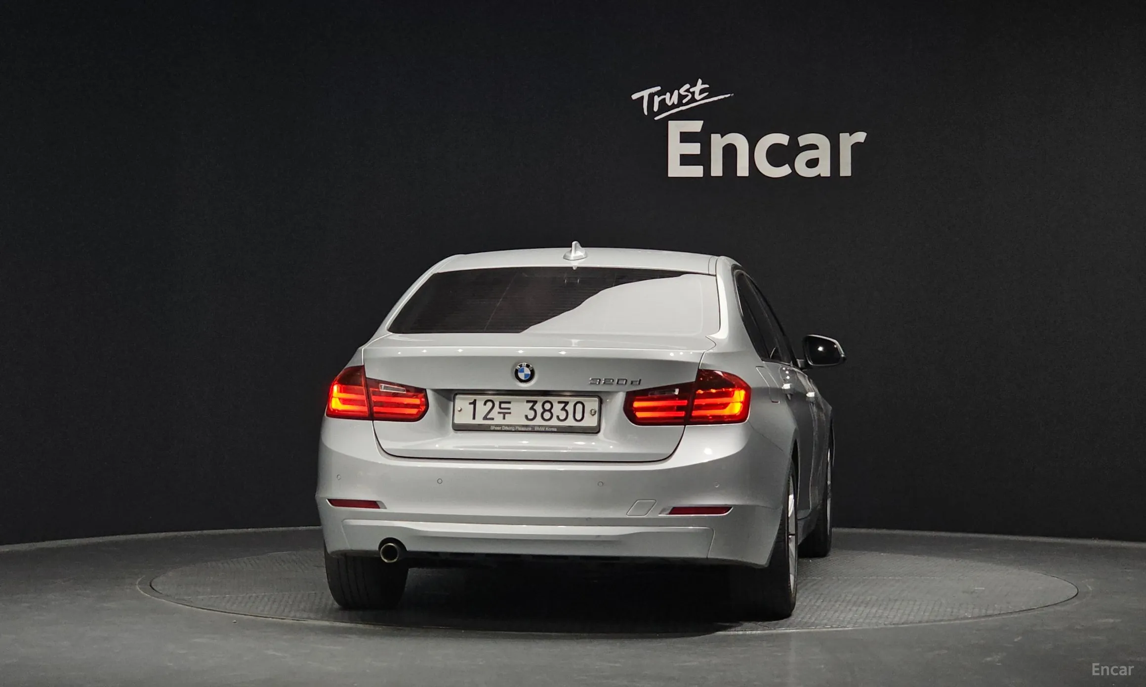 BMW 3 Series (F30) превью 3