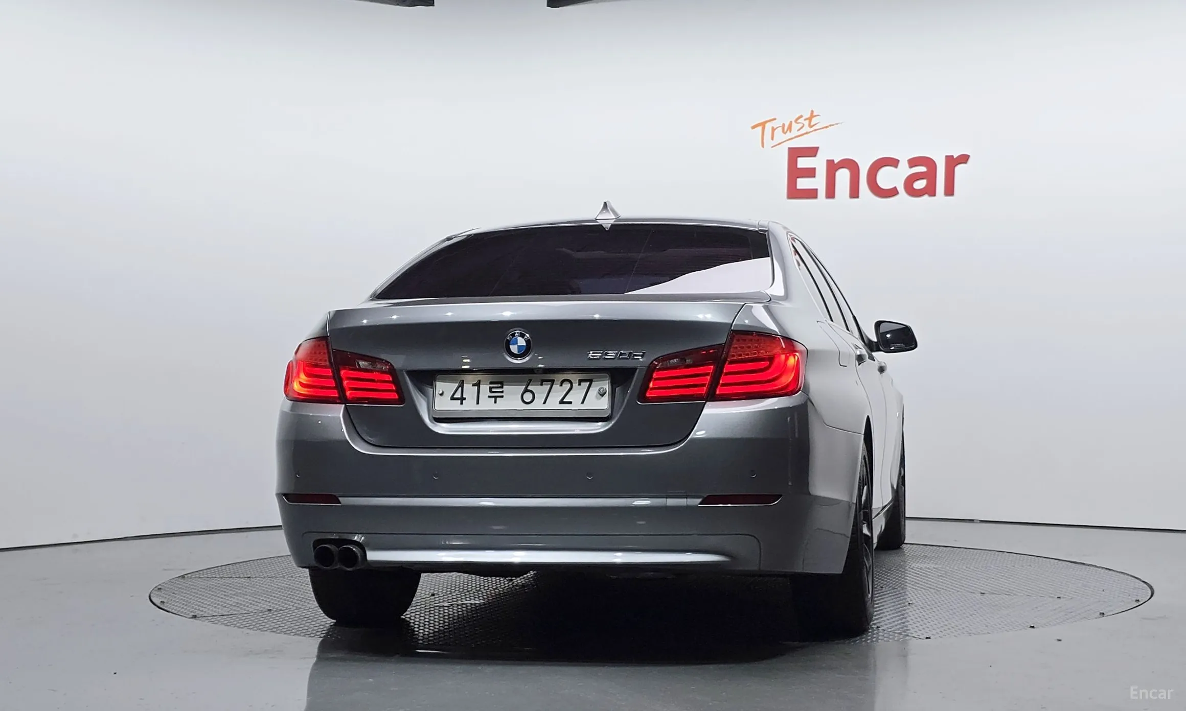 BMW 5 Series (F10) превью 3