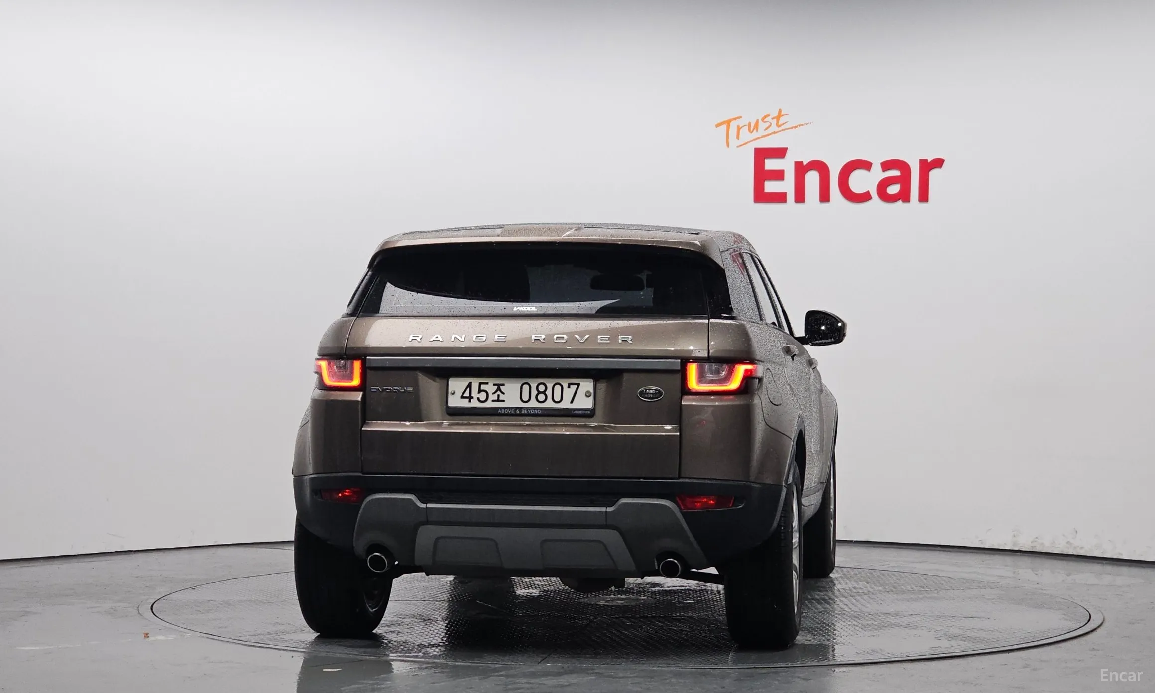 Land Rover Range Rover Evoque превью 3