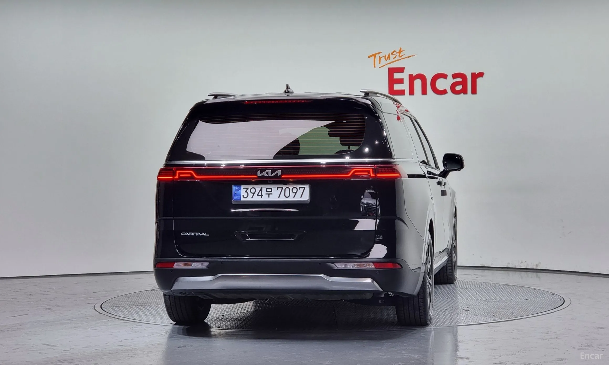 Kia Carnival Gen 4 превью 3