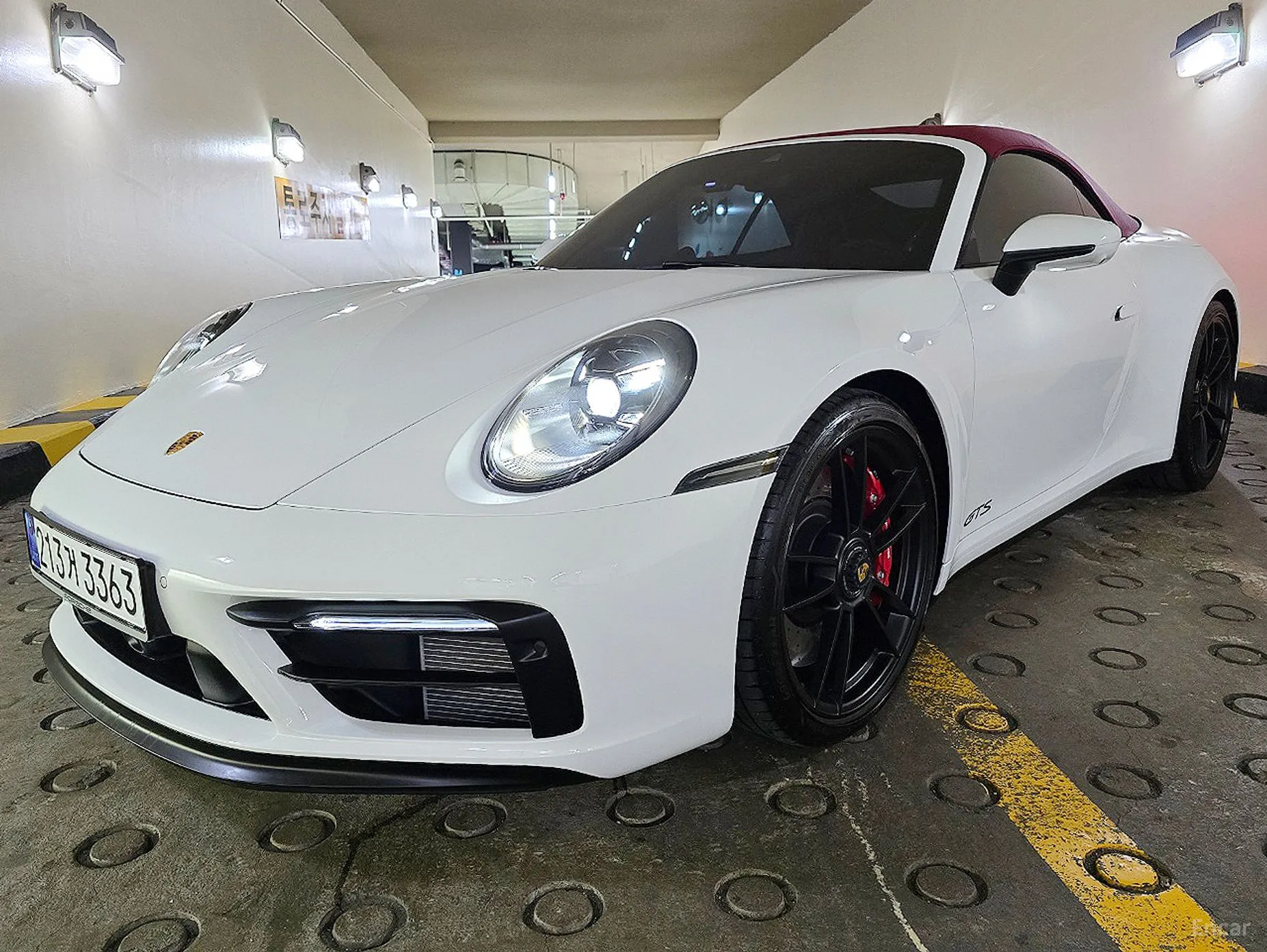 Porsche 911 (992)