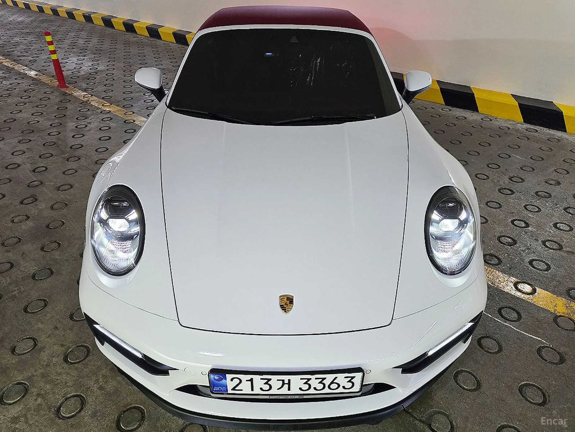 Porsche 911 (992)