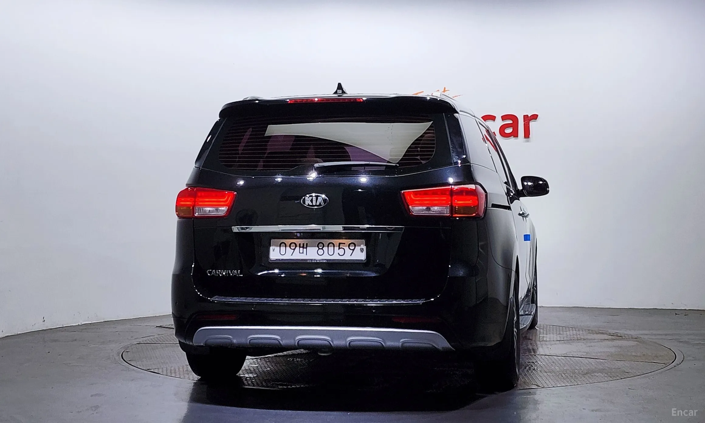 Kia Carnival превью 3