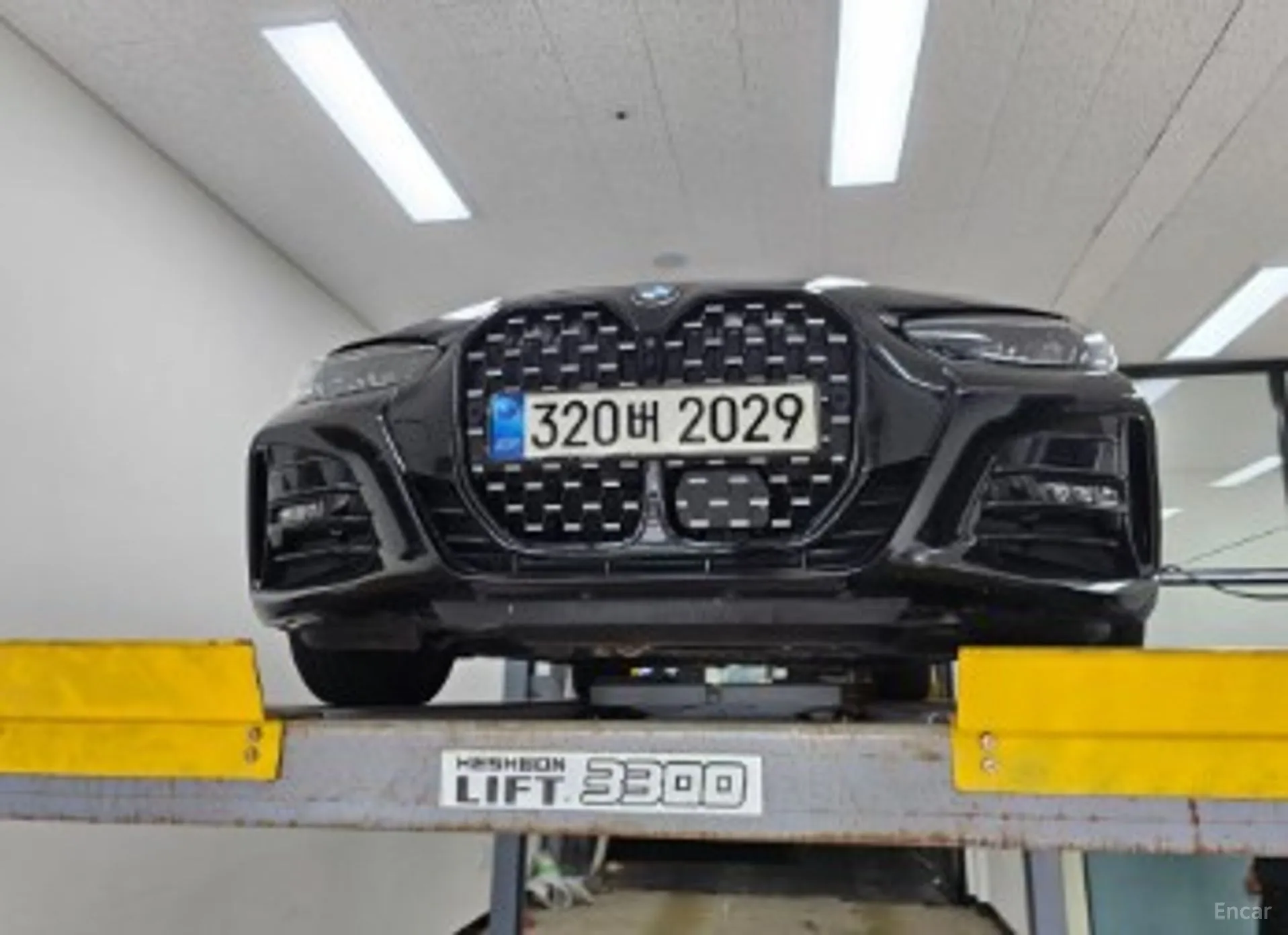 BMW Series 4 (G22)